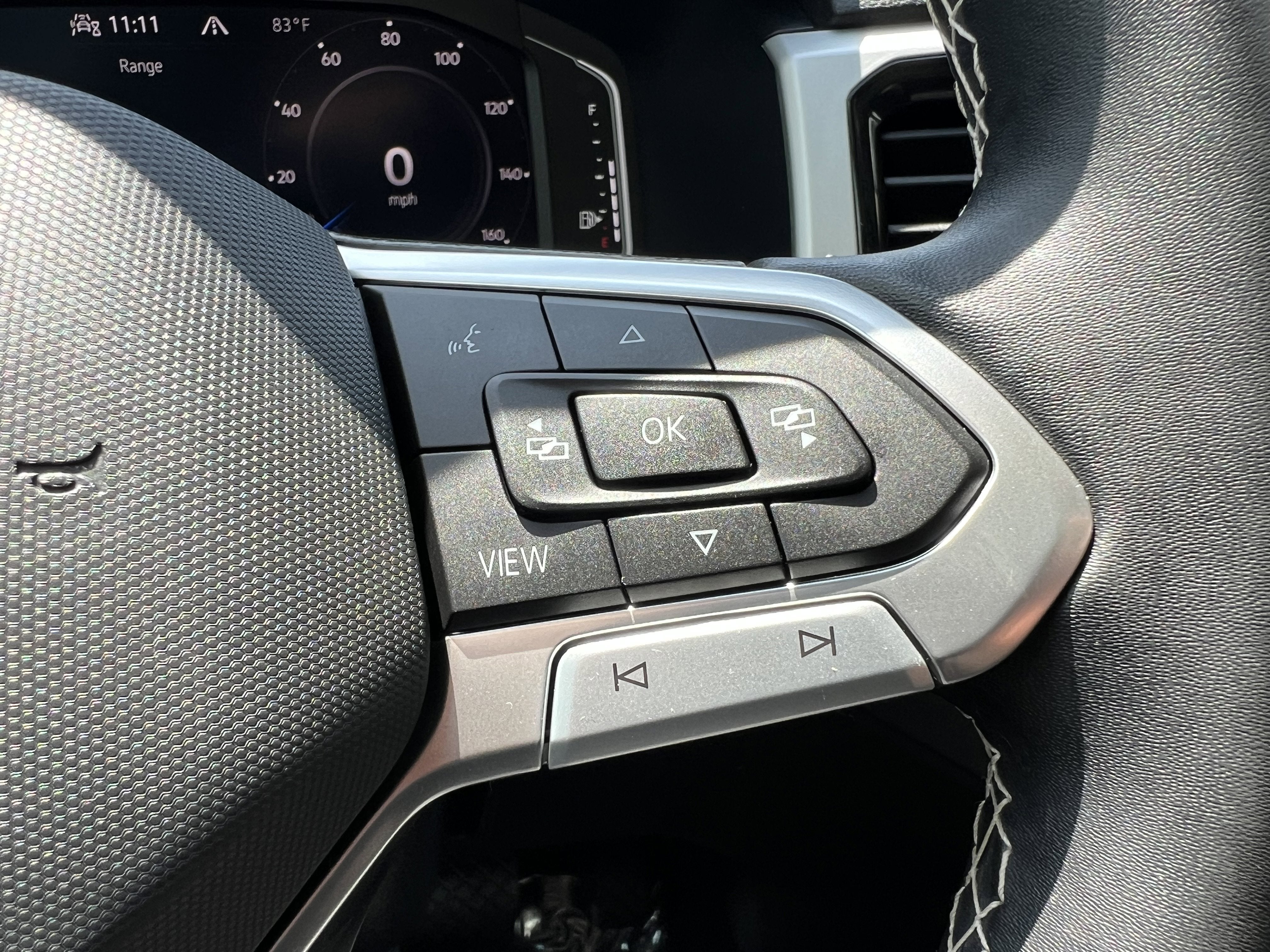 2023 Volkswagen Atlas 3.6L V6 SE w/Technology W/Panoramic Sunroof