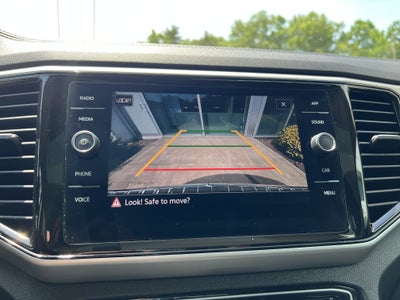 2023 Volkswagen Atlas 3.6L V6 SE w/Technology W/Panoramic Sunroof
