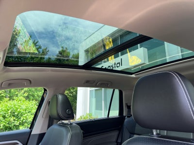 2023 Volkswagen Atlas 3.6L V6 SE w/Technology W/Panoramic Sunroof