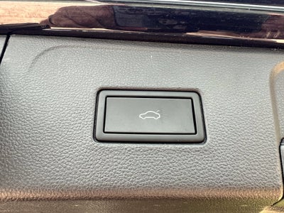 2023 Volkswagen Atlas 3.6L V6 SE w/Technology W/Panoramic Sunroof
