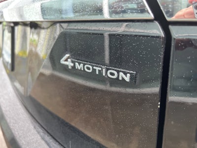 2024 Volkswagen Atlas 2.0T SE w/Technology w/panoramic sunroof and BWP