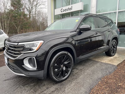2024 Volkswagen Atlas 2.0T SE w/Technology w/panoramic sunroof and BWP