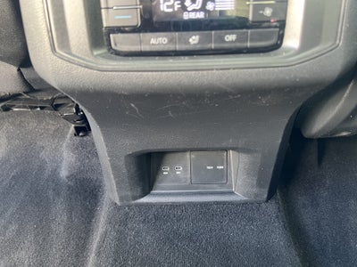 2023 Volkswagen Atlas 3.6L V6 SE w/Technology w/sunroof