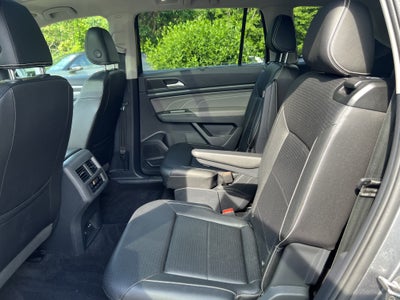 2023 Volkswagen Atlas 3.6L V6 SE w/Technology W/Panoramic Sunroof & Captains Chairs