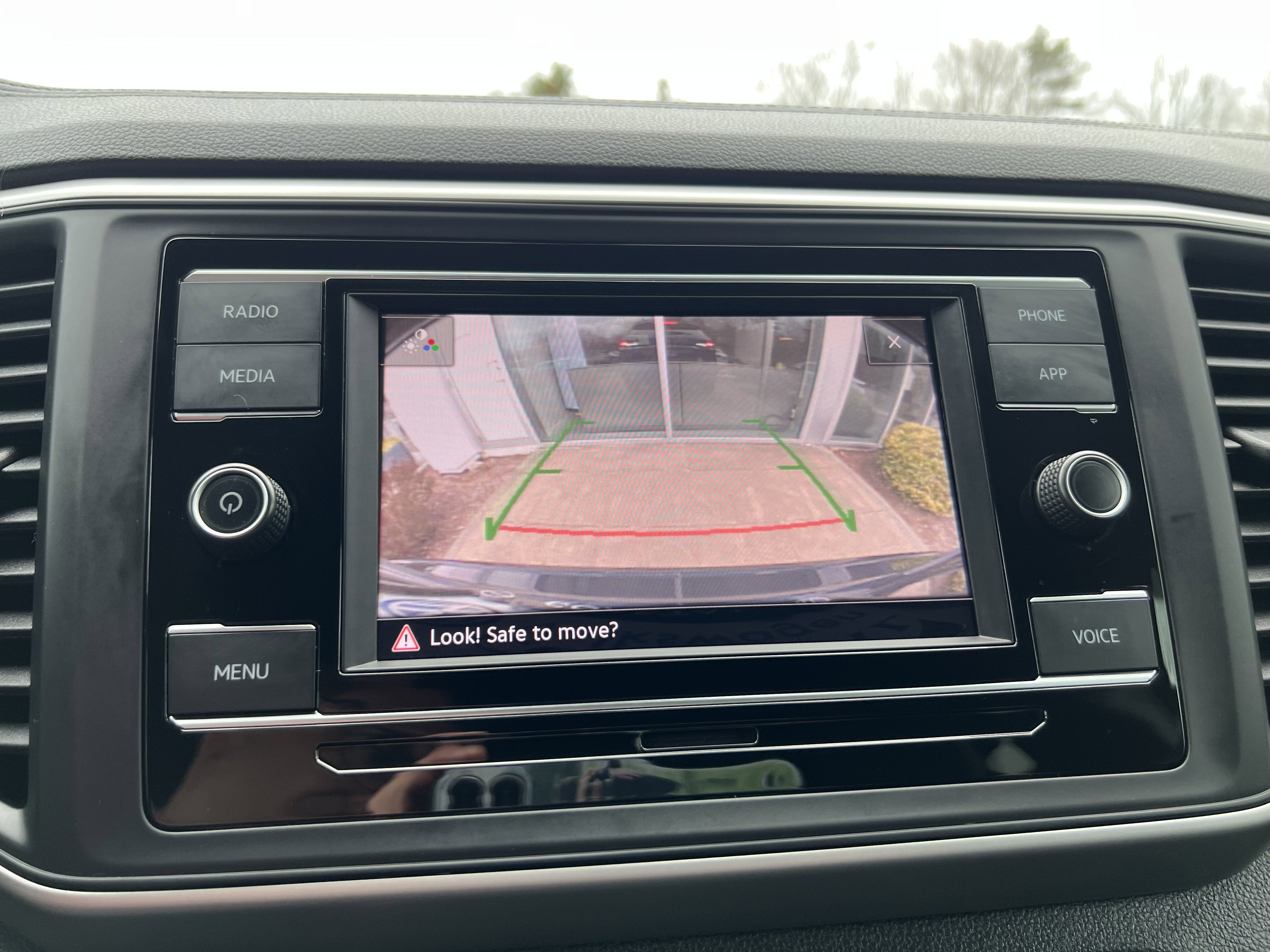 2023 Volkswagen Atlas Cross Sport 2.0T SE