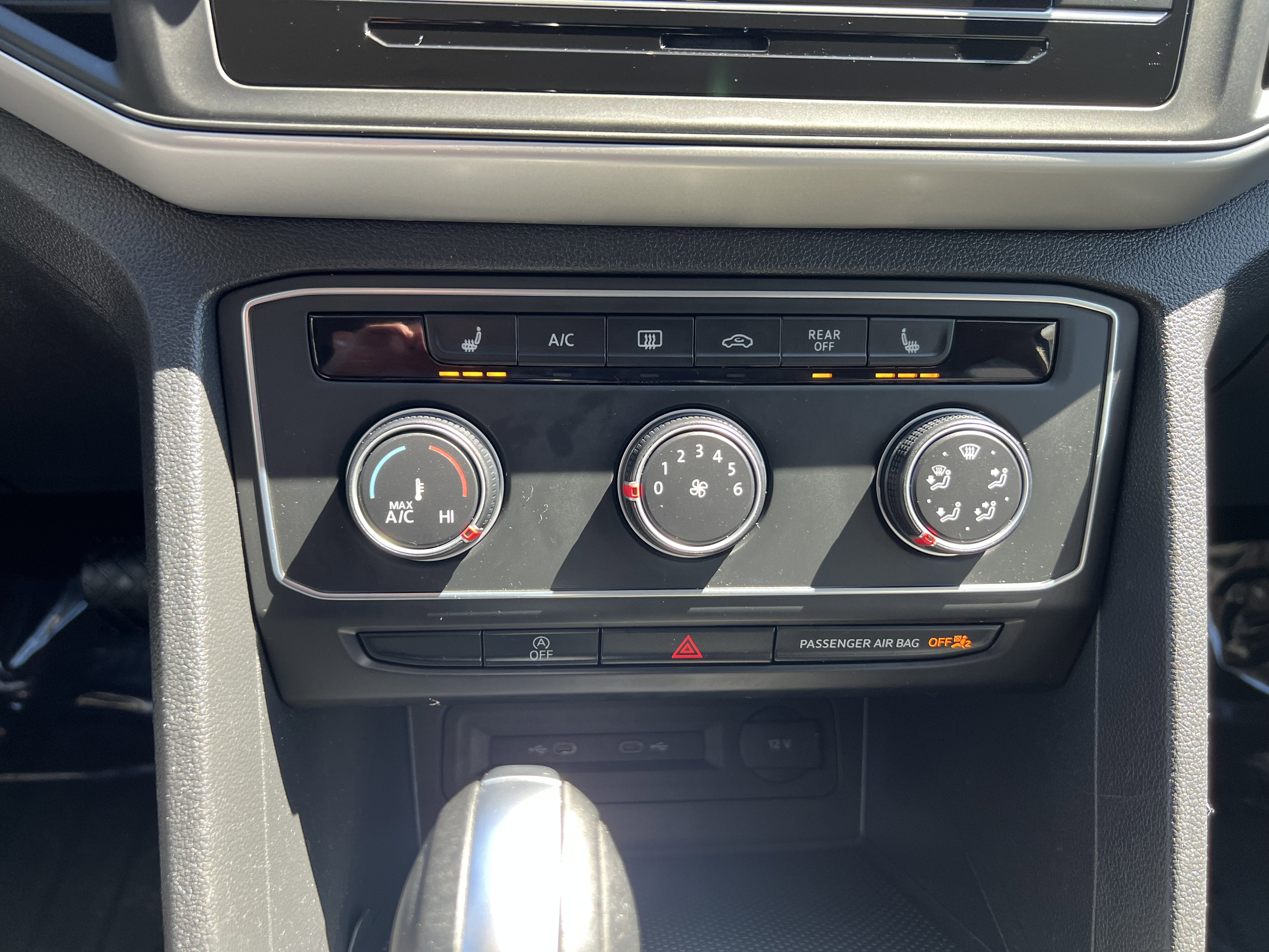2023 Volkswagen Atlas 2.0T SE