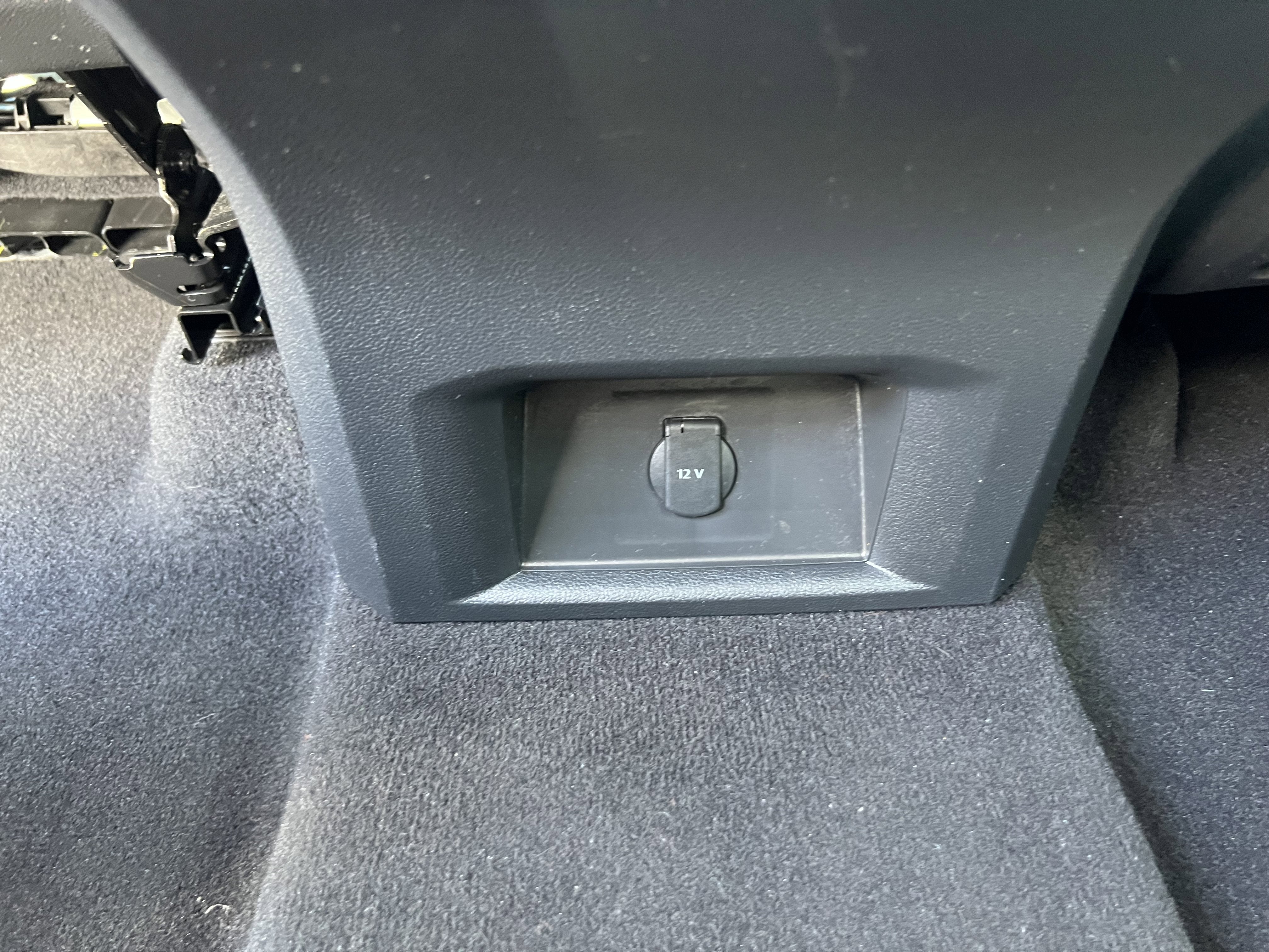 2023 Volkswagen Atlas 2.0T SE