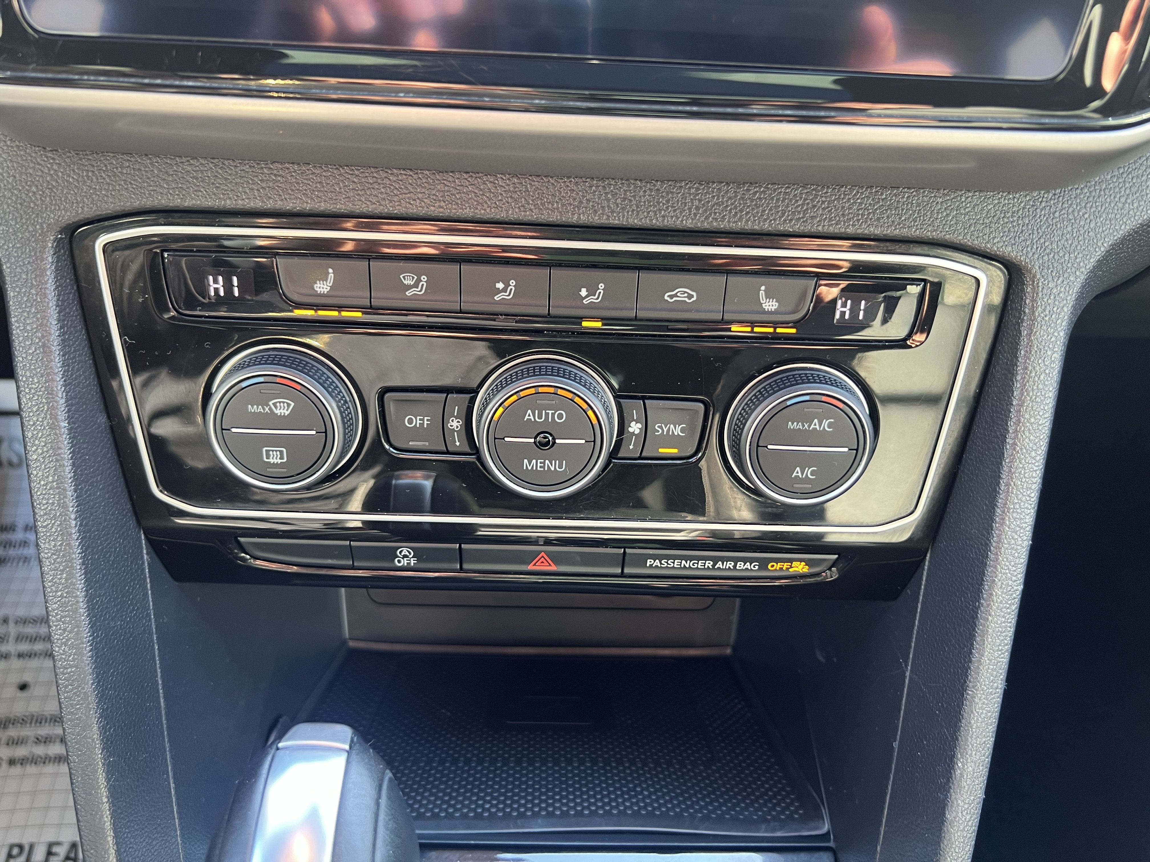 2020 Volkswagen Atlas Cross Sport 2.0T SEL