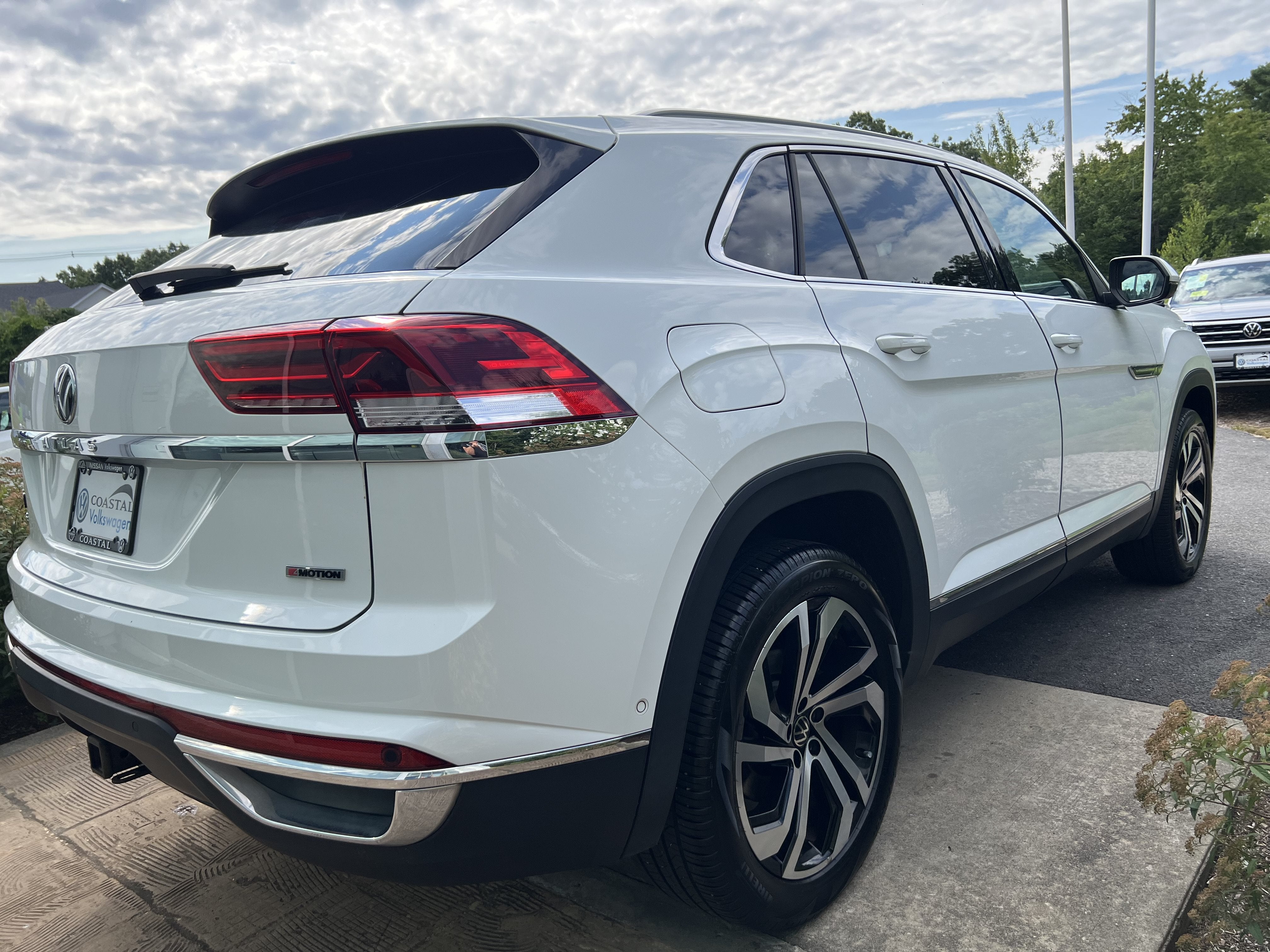 2020 Volkswagen Atlas Cross Sport 3.6L V6 SEL Premium