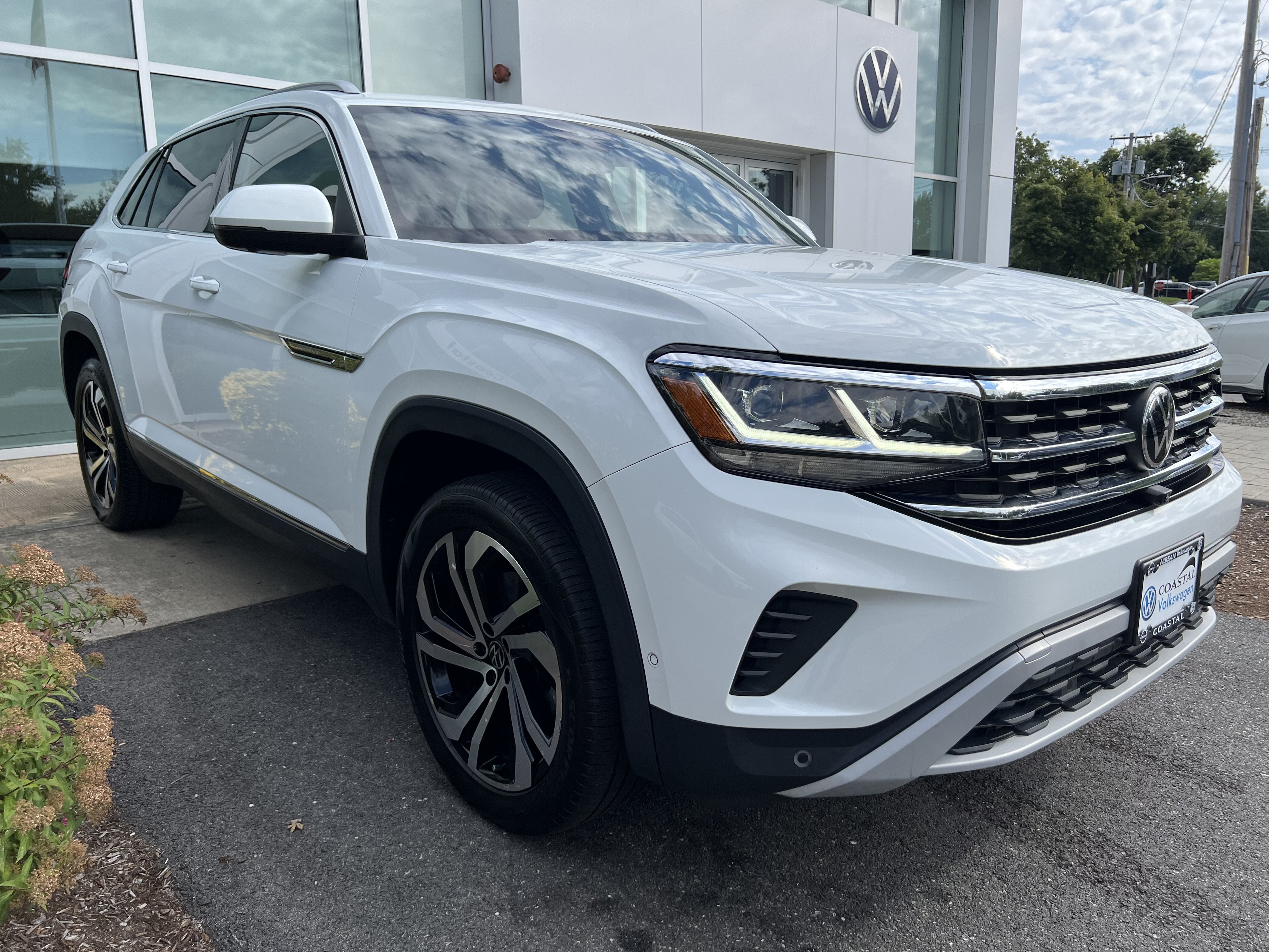 2020 Volkswagen Atlas Cross Sport 3.6L V6 SEL Premium