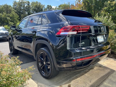2023 Volkswagen Atlas Cross Sport 2.0T SEL R-Line Black