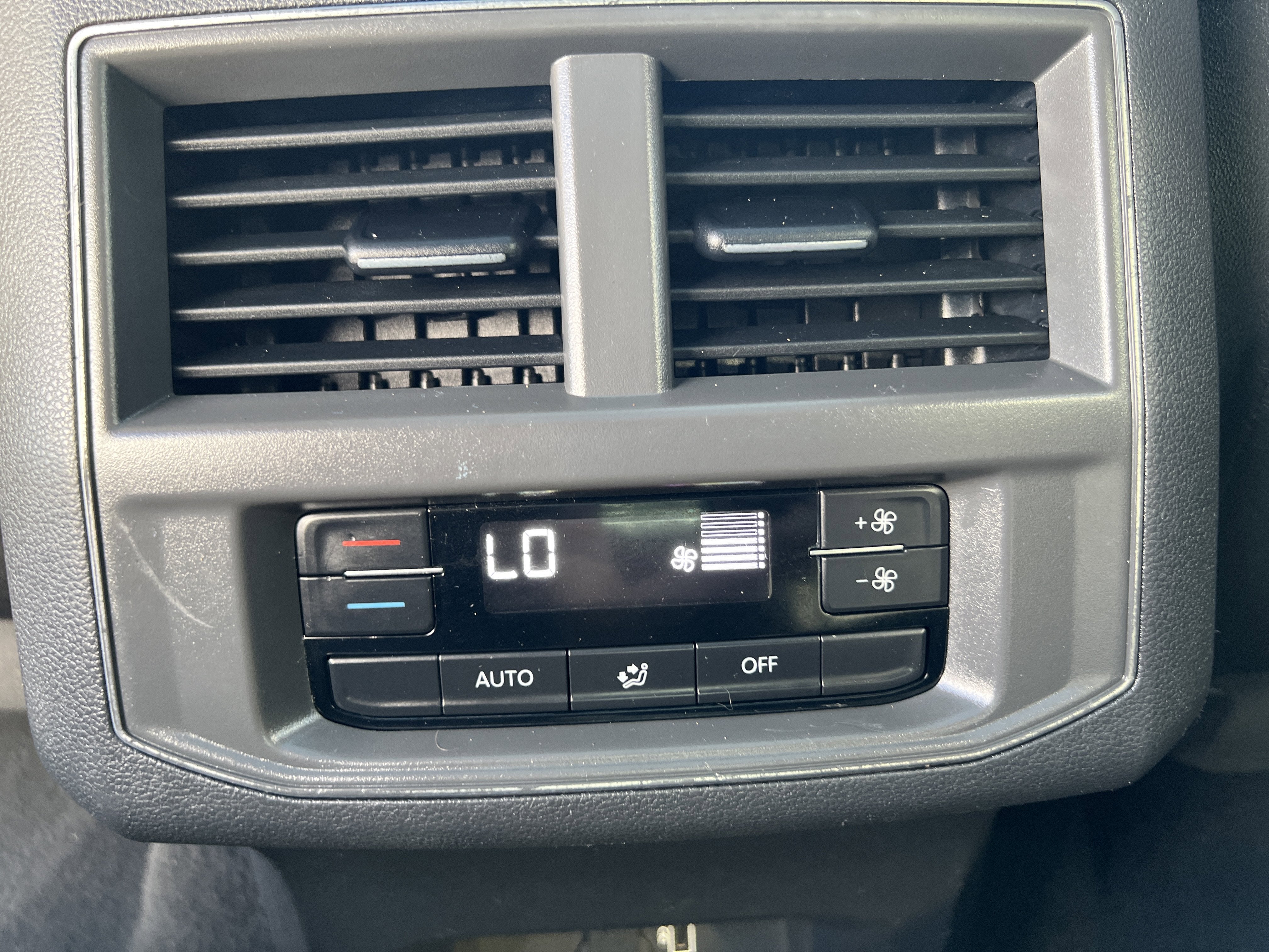 2019 Volkswagen Atlas 3.6L V6 SE w/Technology R-Line