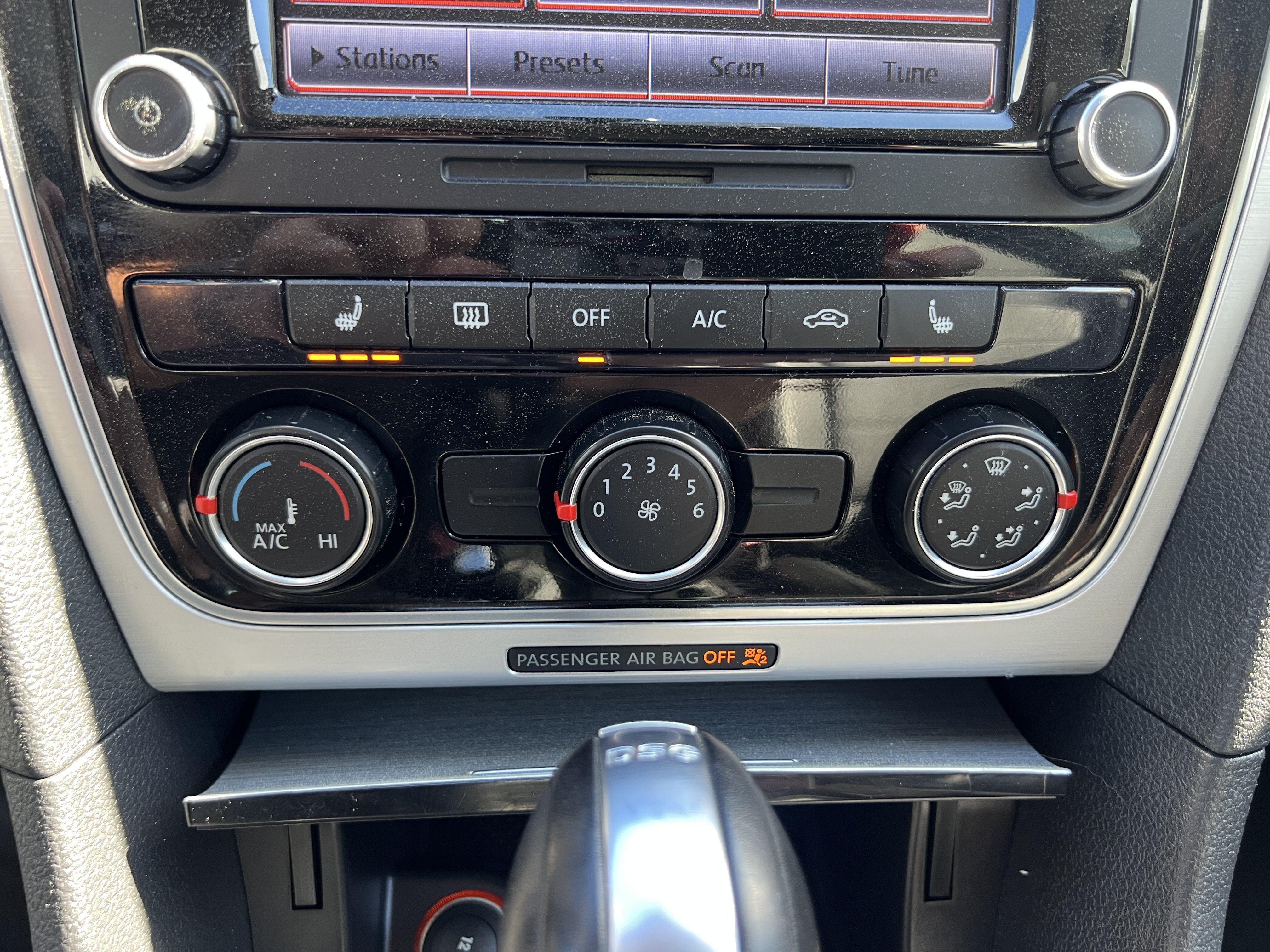 2013 Volkswagen Passat TDI SE w/Sunroof