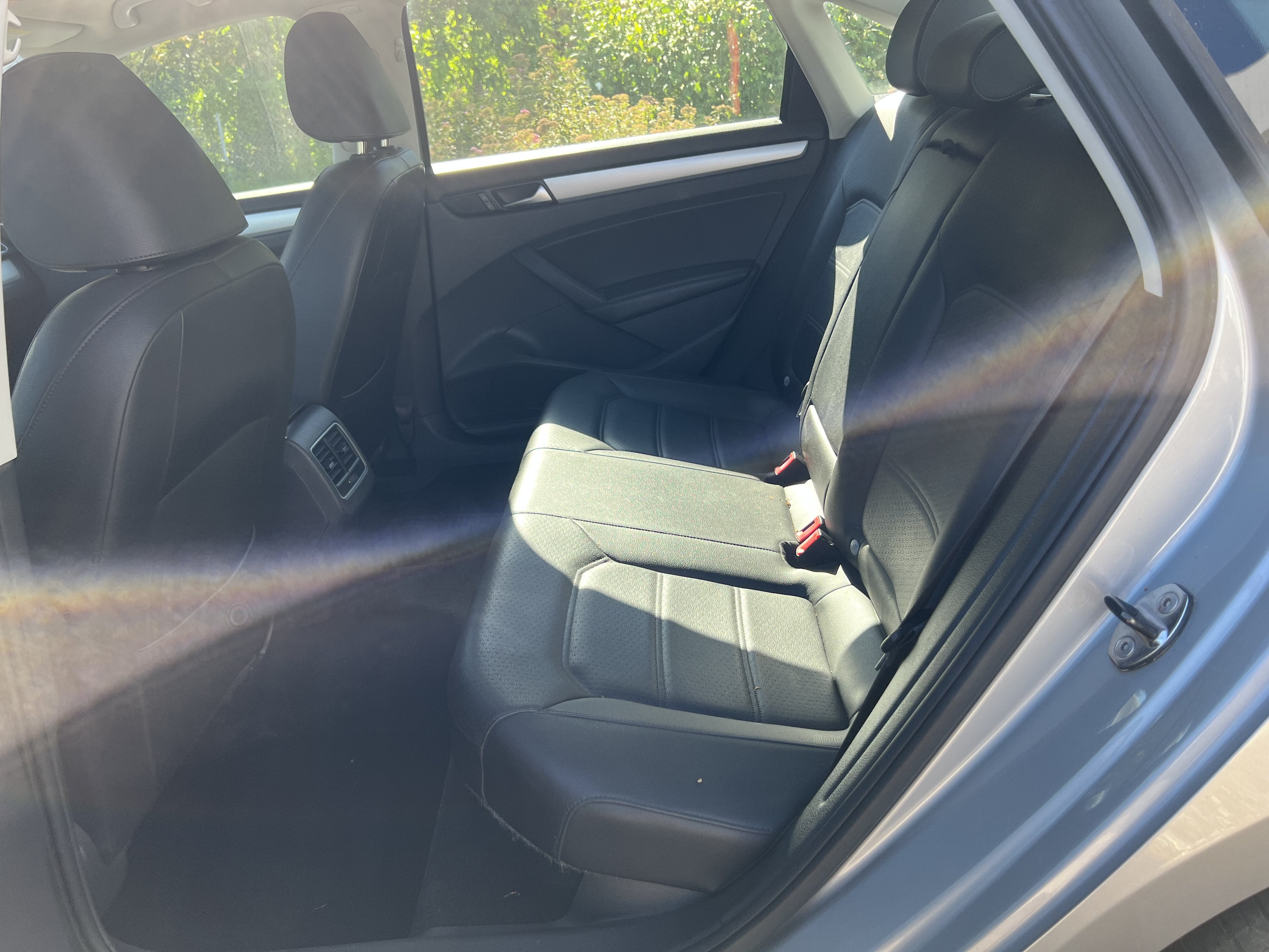 2013 Volkswagen Passat TDI SE w/Sunroof