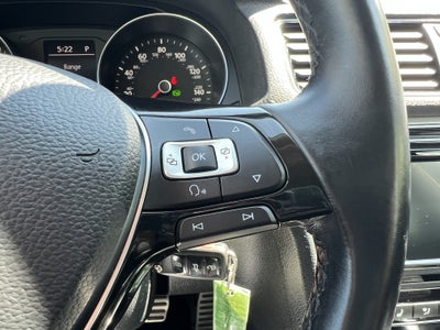 2017 Volkswagen Passat R-Line w/Comfort Pkg
