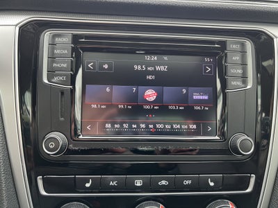 2019 Volkswagen Passat 2.0T Wolfsburg Edition