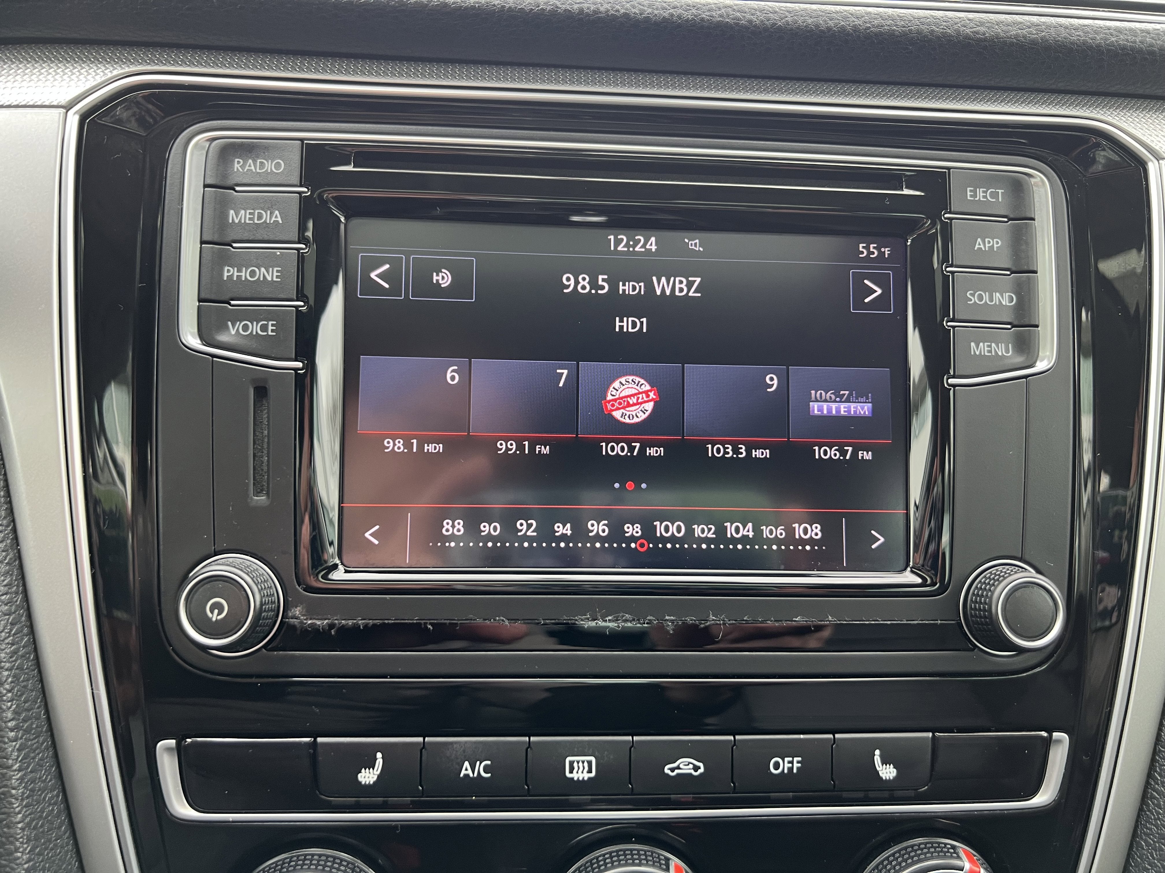 2019 Volkswagen Passat 2.0T Wolfsburg Edition