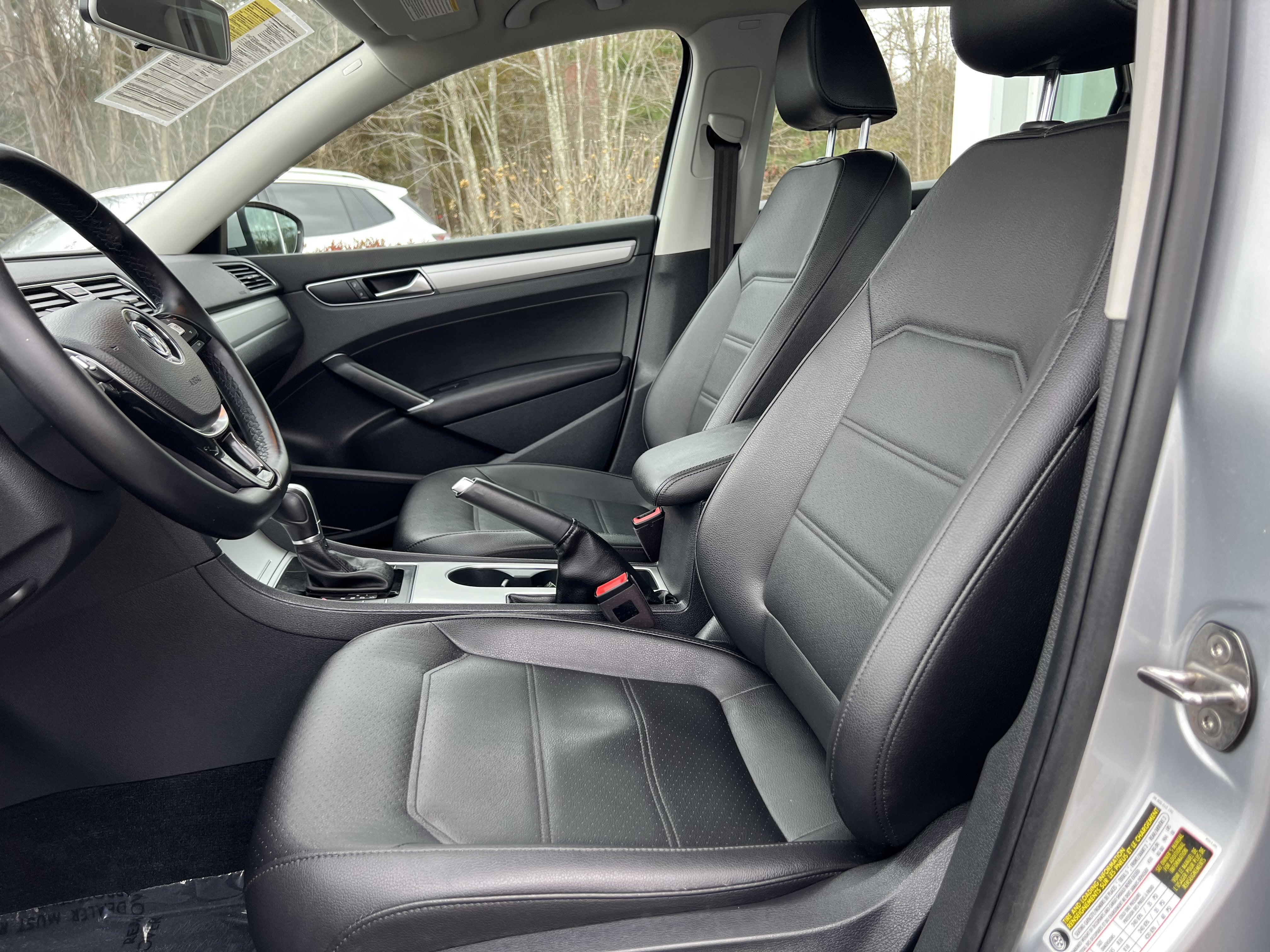 2019 Volkswagen Passat 2.0T Wolfsburg Edition