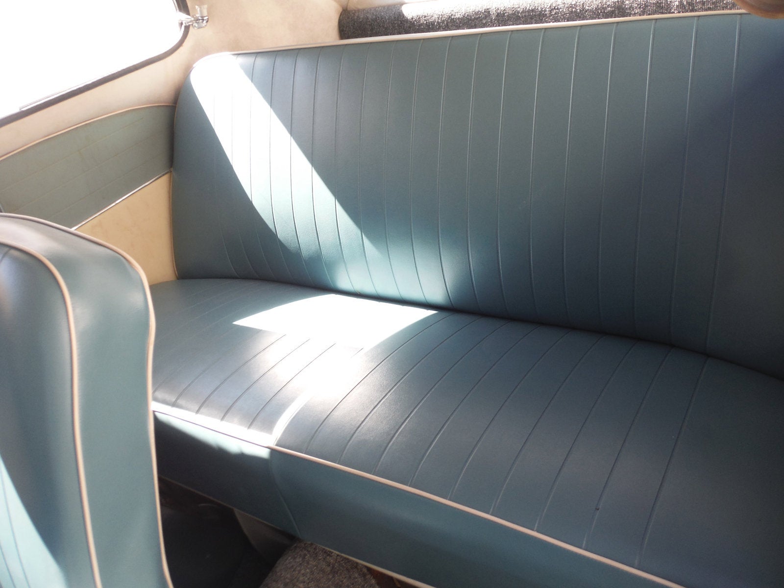 1959 Volkswagen BEETLE Base