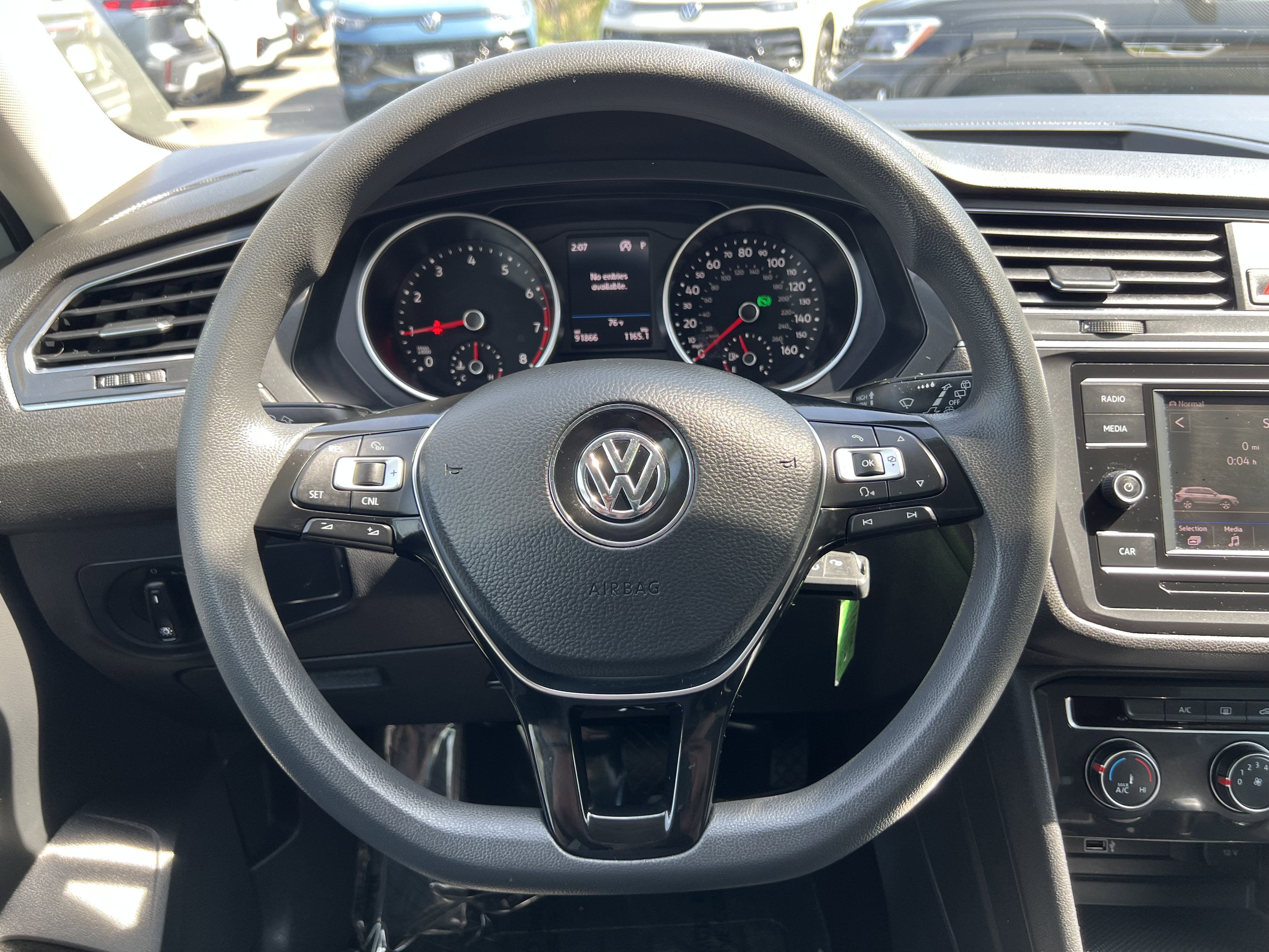 2018 Volkswagen Tiguan S