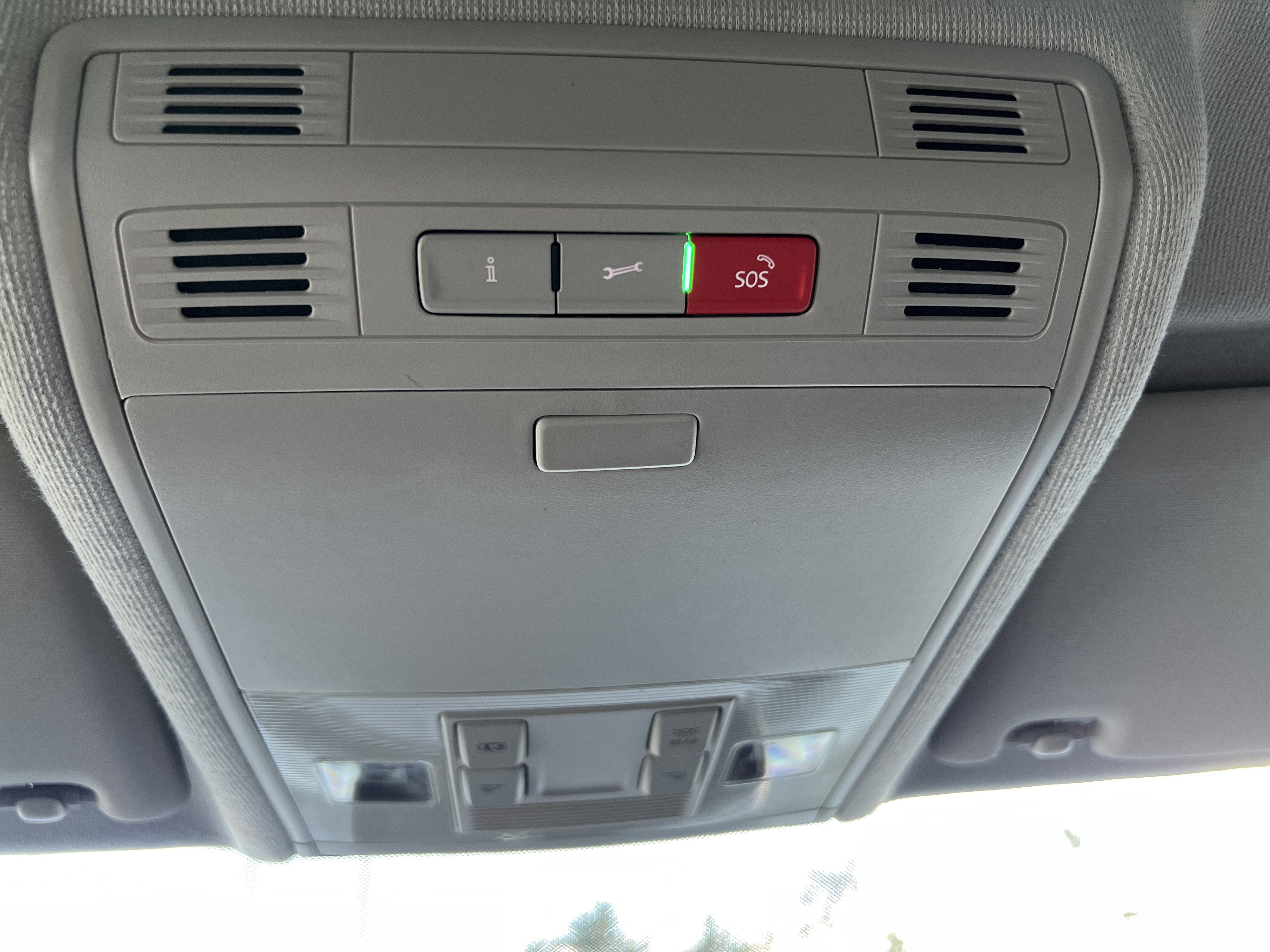 2022 Volkswagen Tiguan S