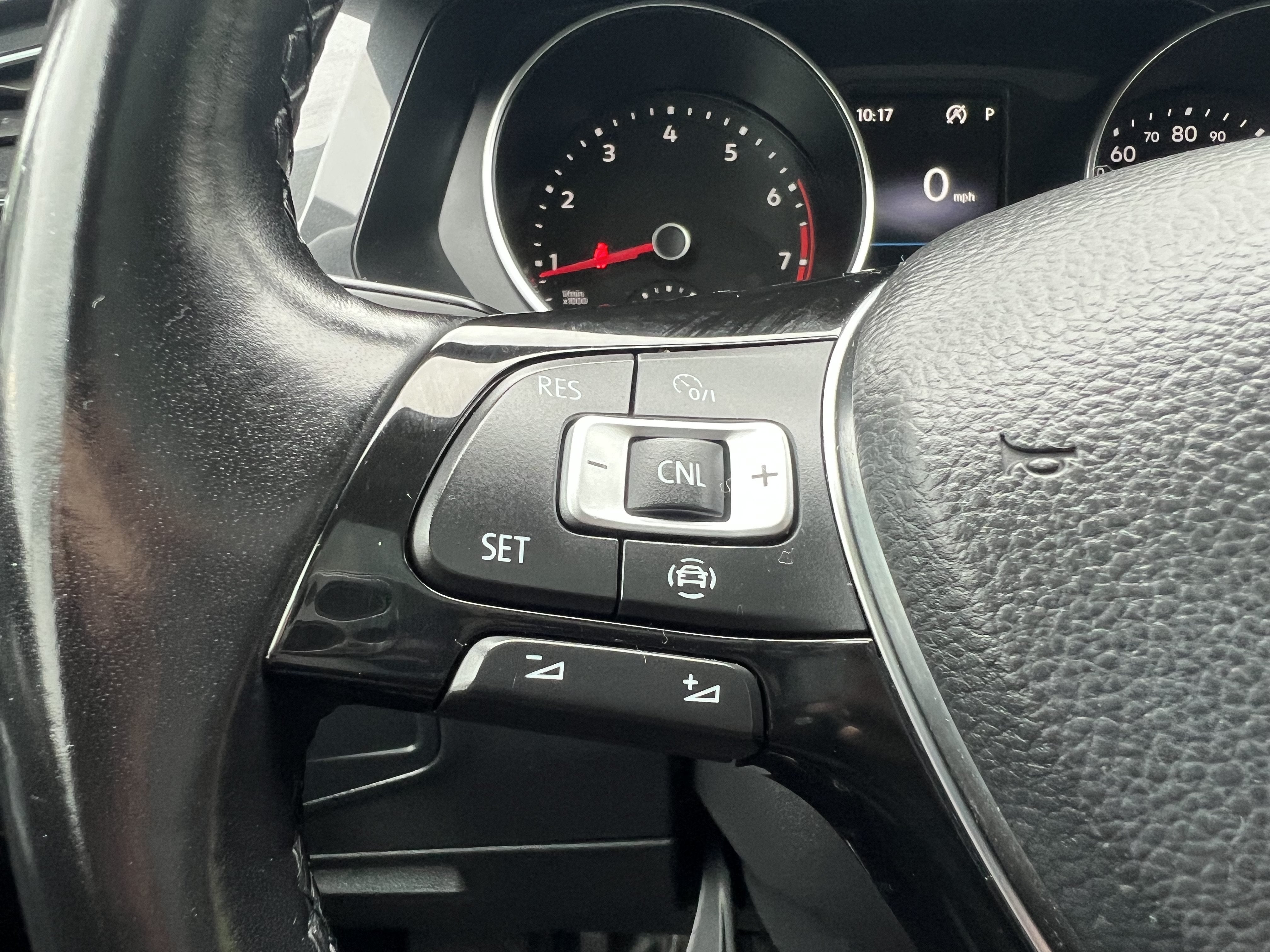 2019 Volkswagen Tiguan Base