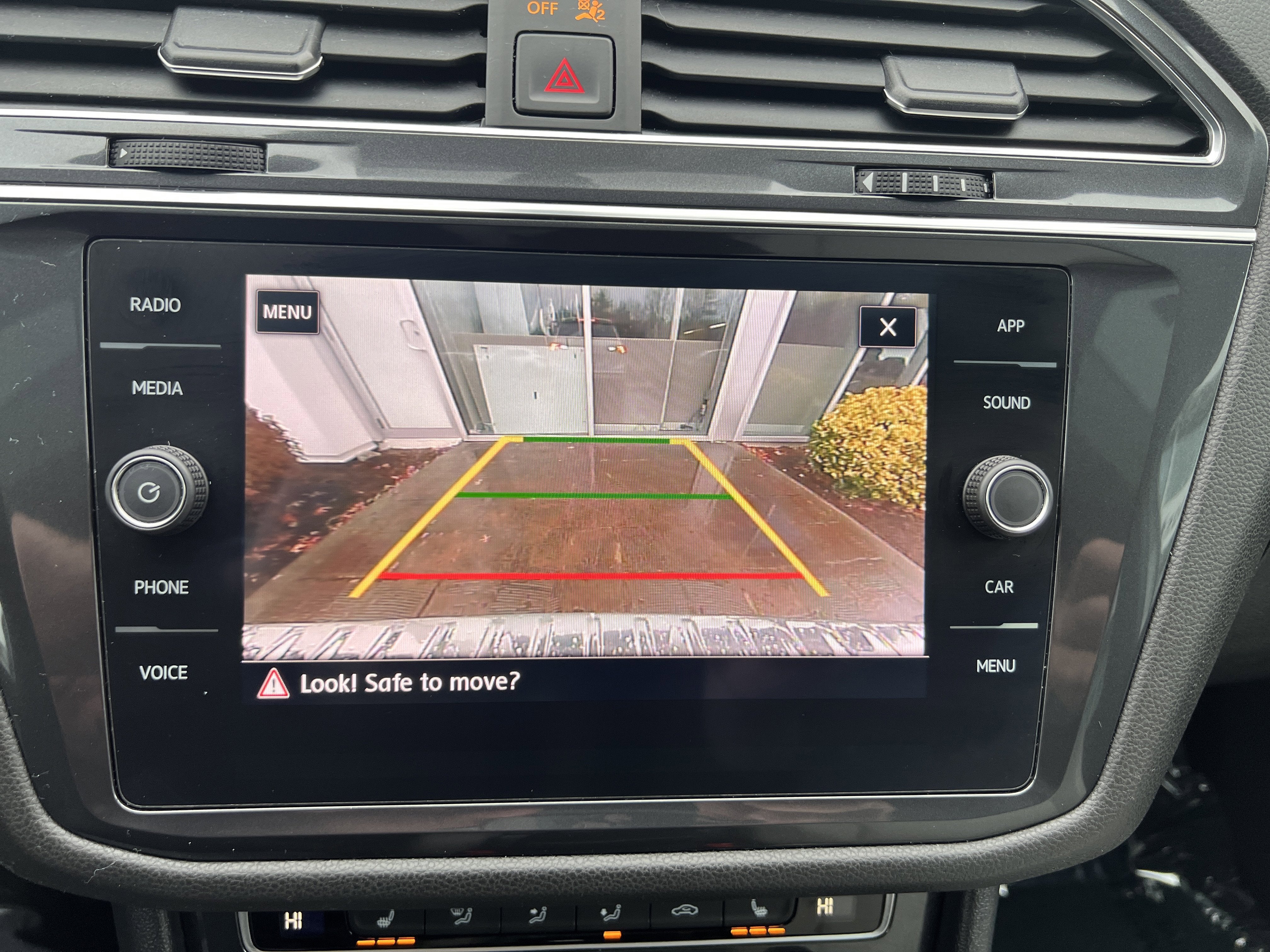 2020 Volkswagen Tiguan SE R-Line Black