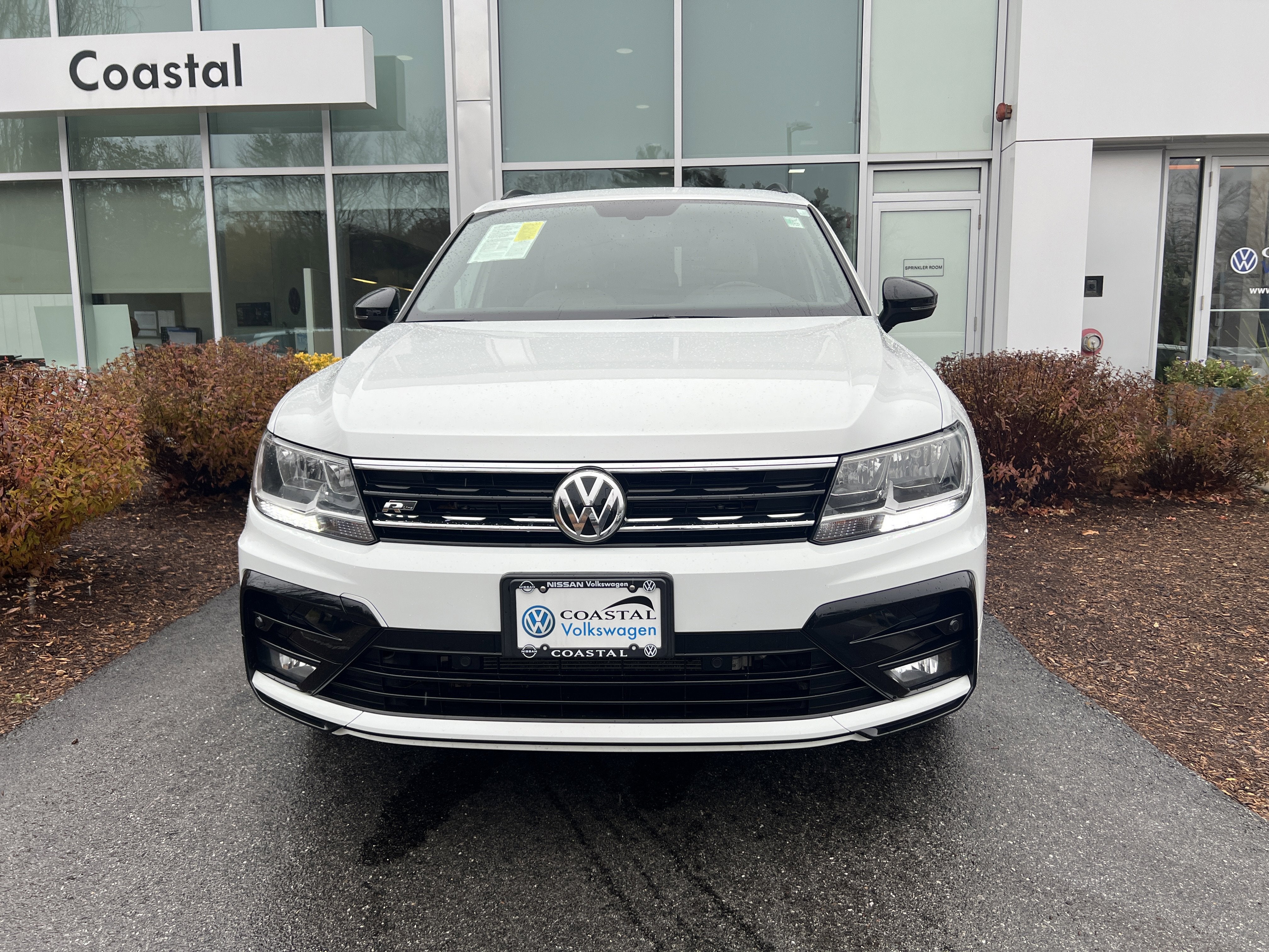 2020 Volkswagen Tiguan SE R-Line Black