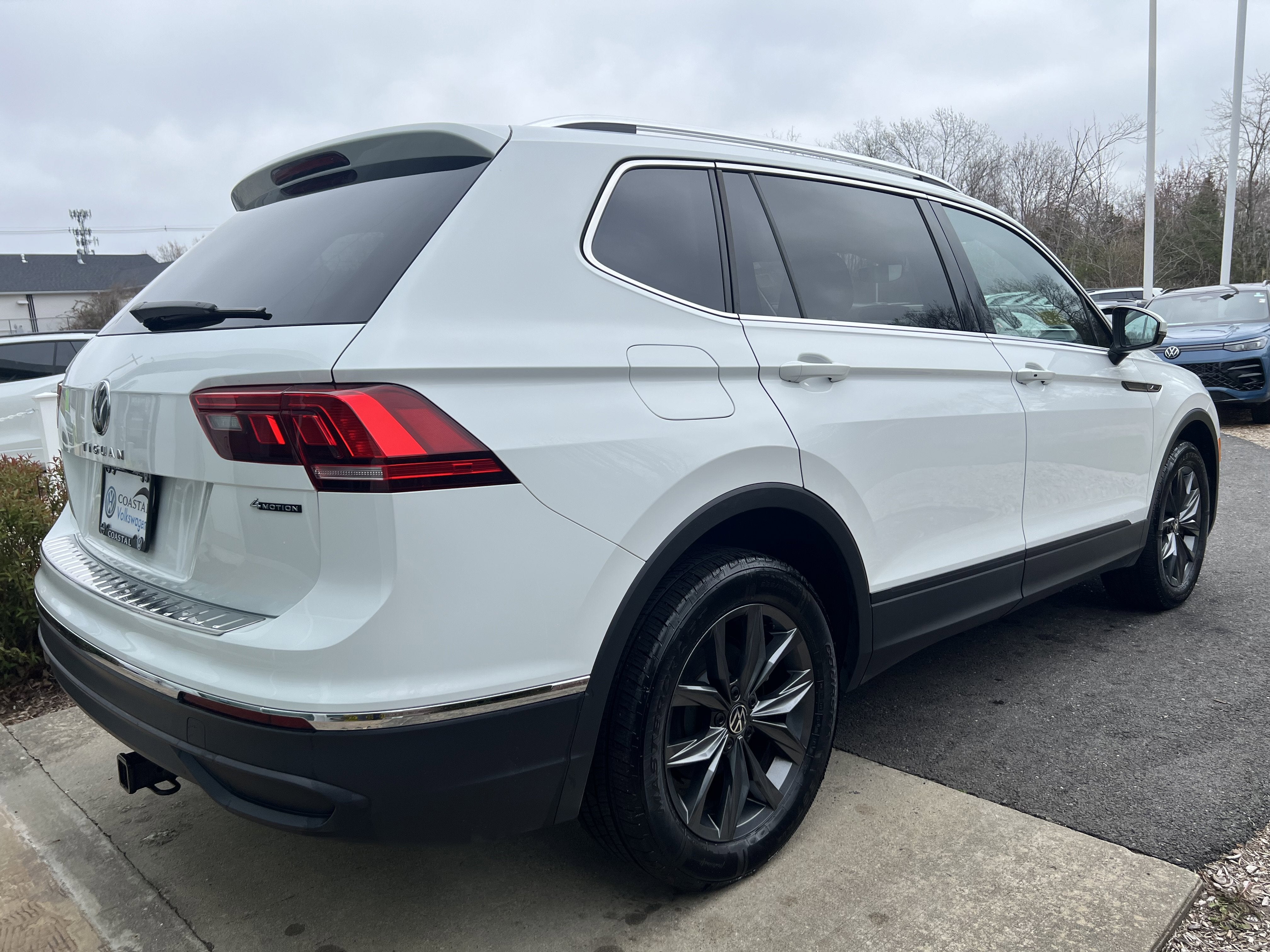 2022 Volkswagen Tiguan SE