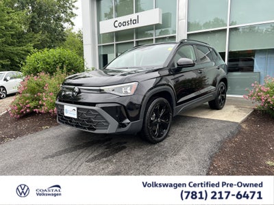 2025 Volkswagen Taos SE Black