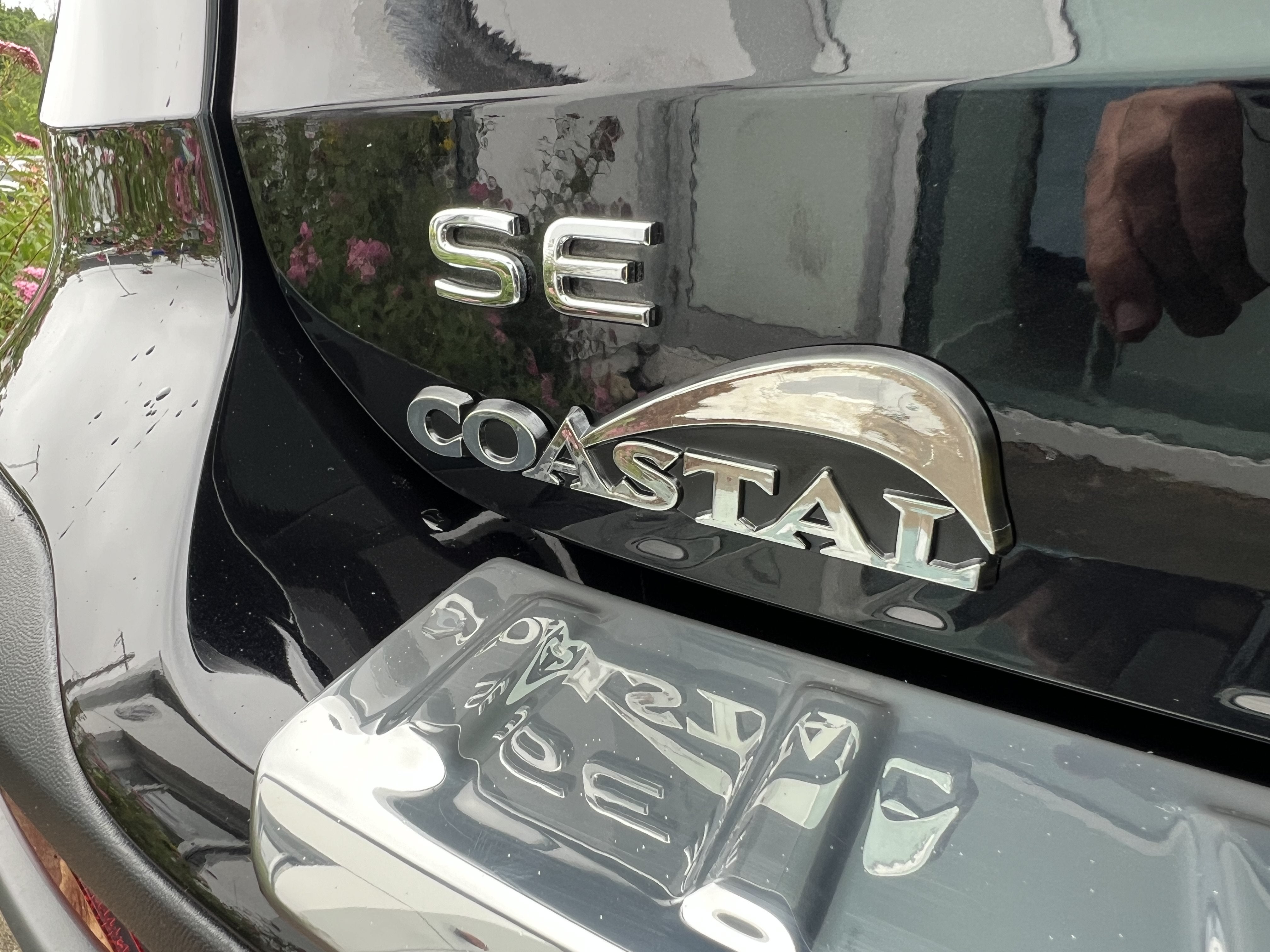 2025 Volkswagen Taos SE Black
