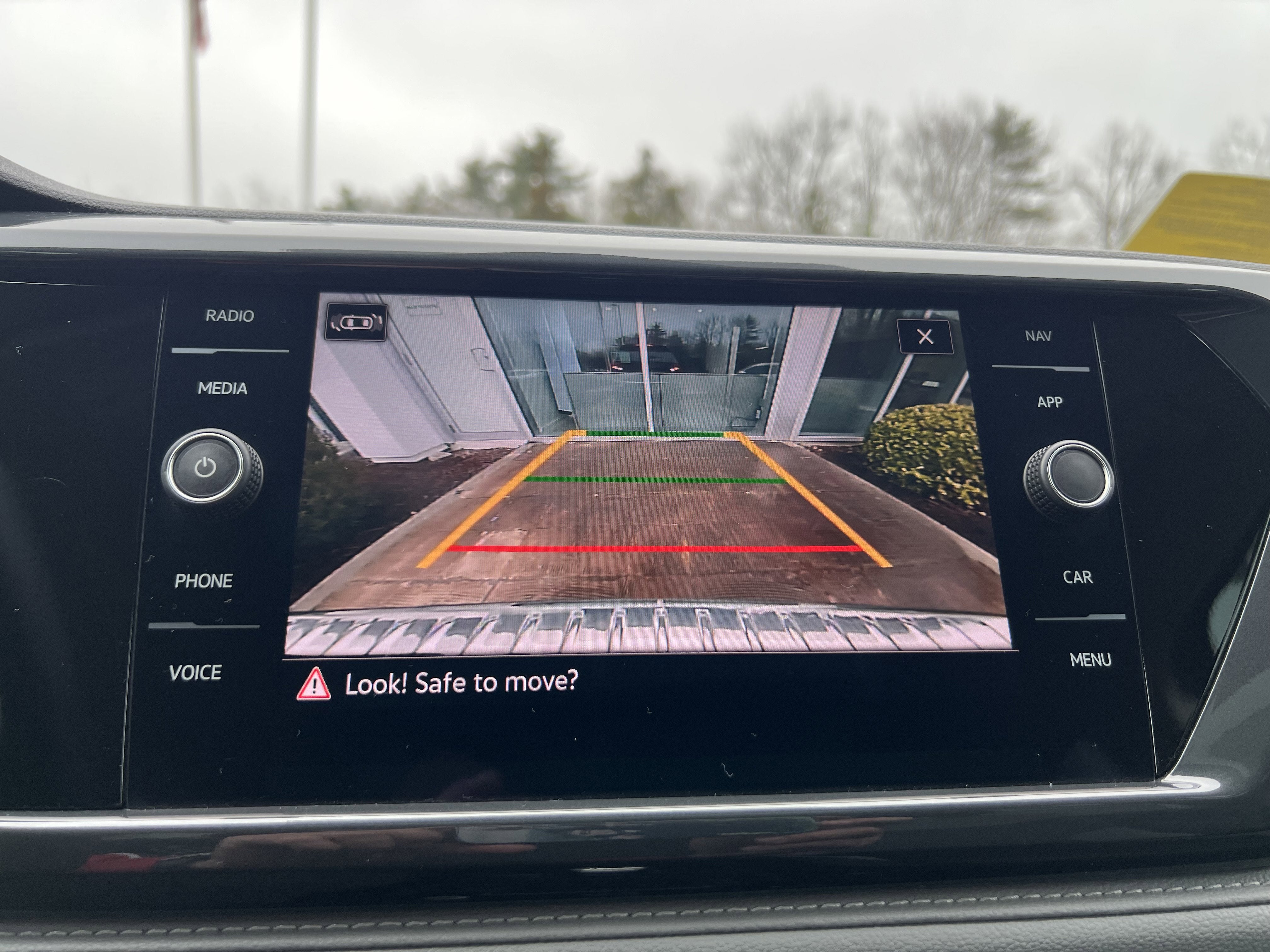 2023 Volkswagen Taos SEL