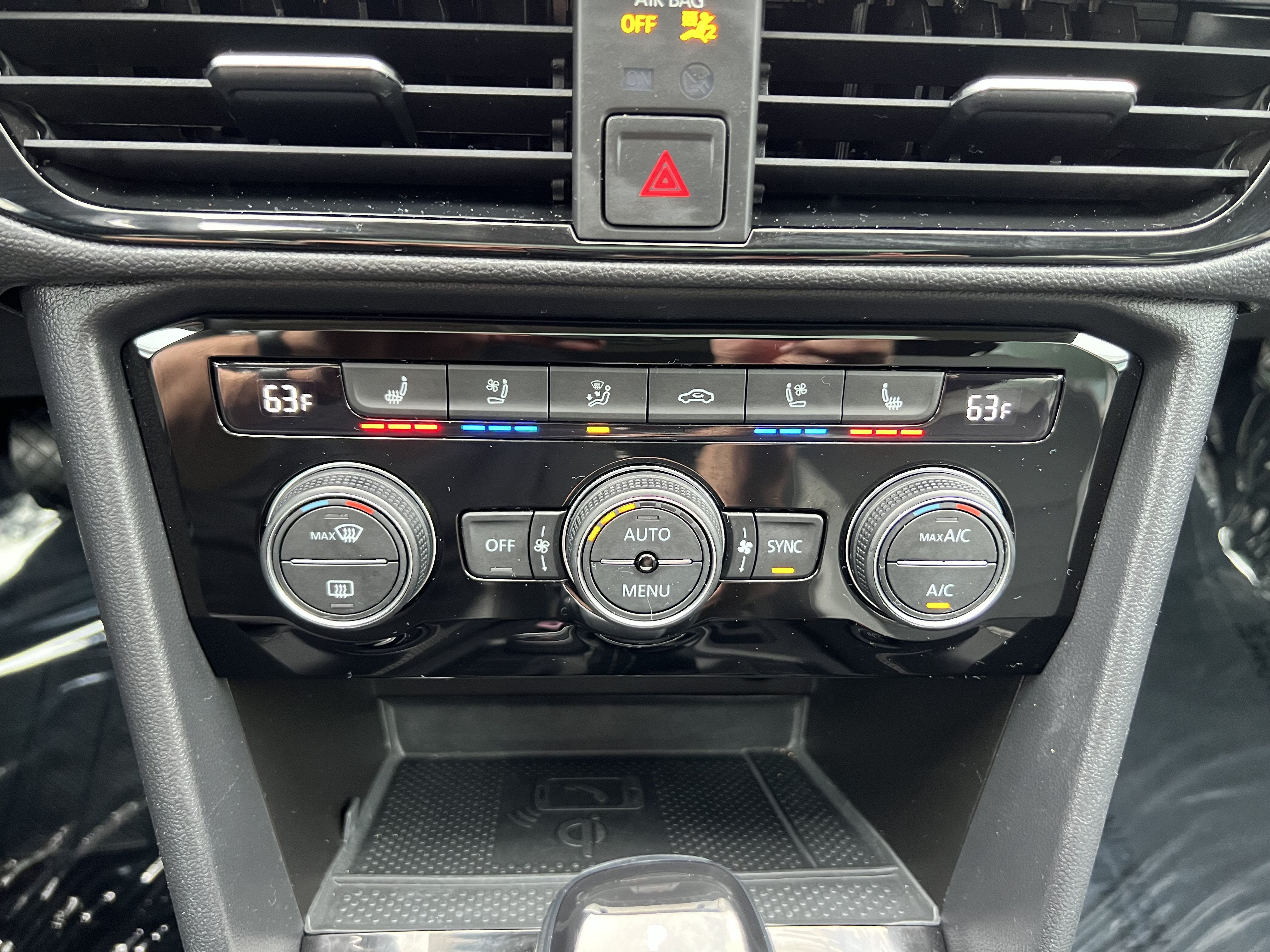 2023 Volkswagen Taos SEL