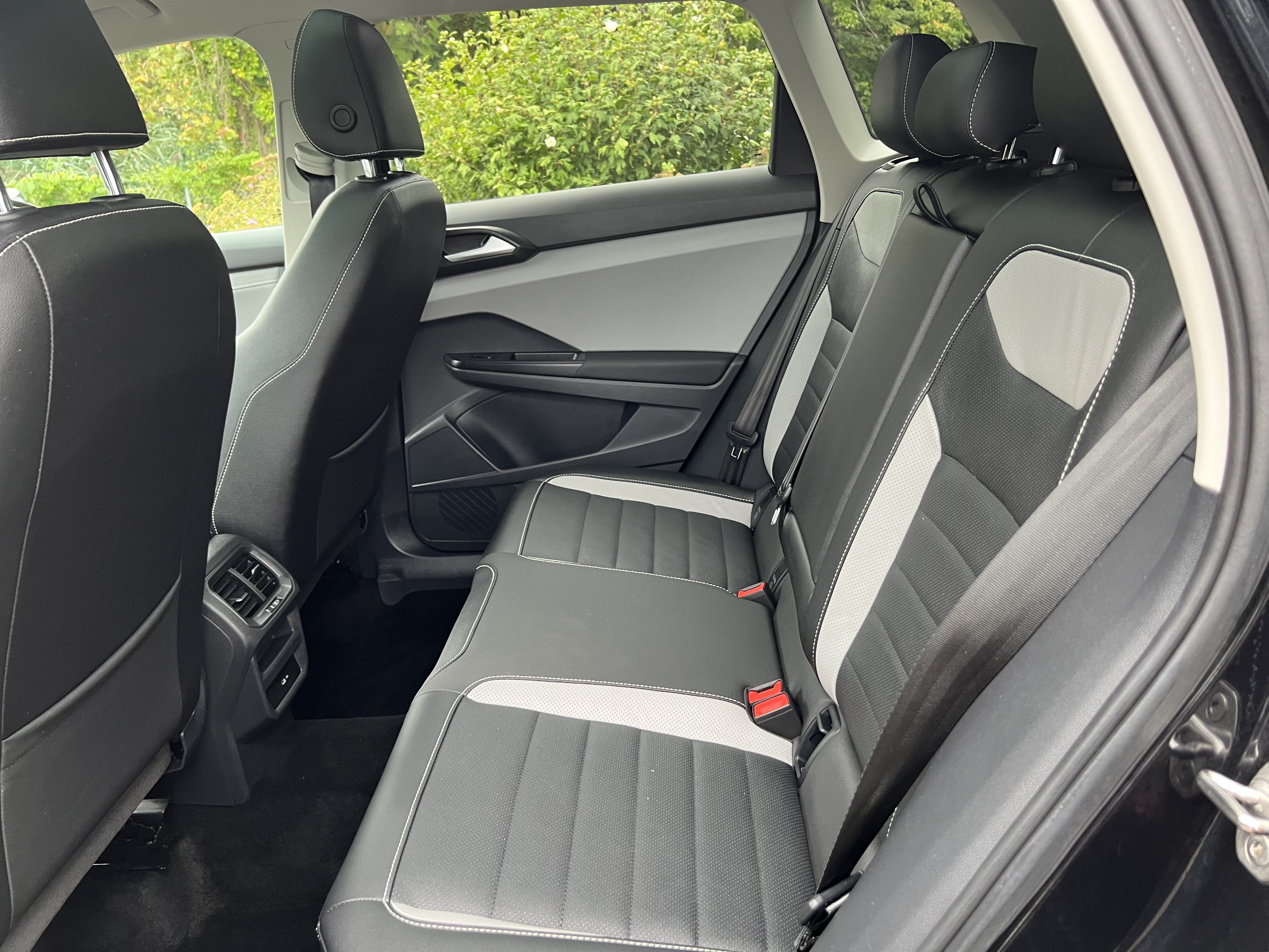 2023 Volkswagen Taos SEL