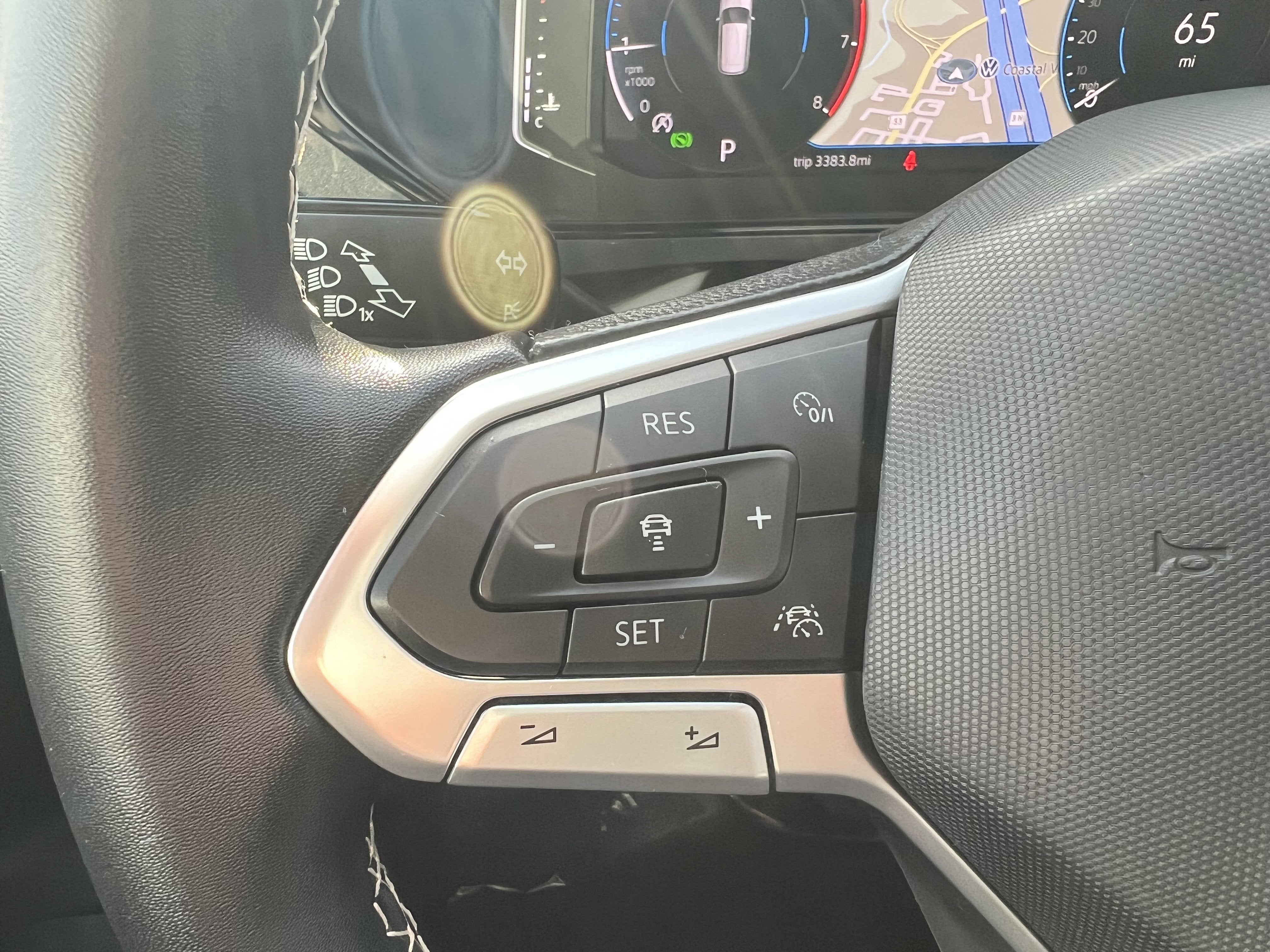 2023 Volkswagen Taos SEL