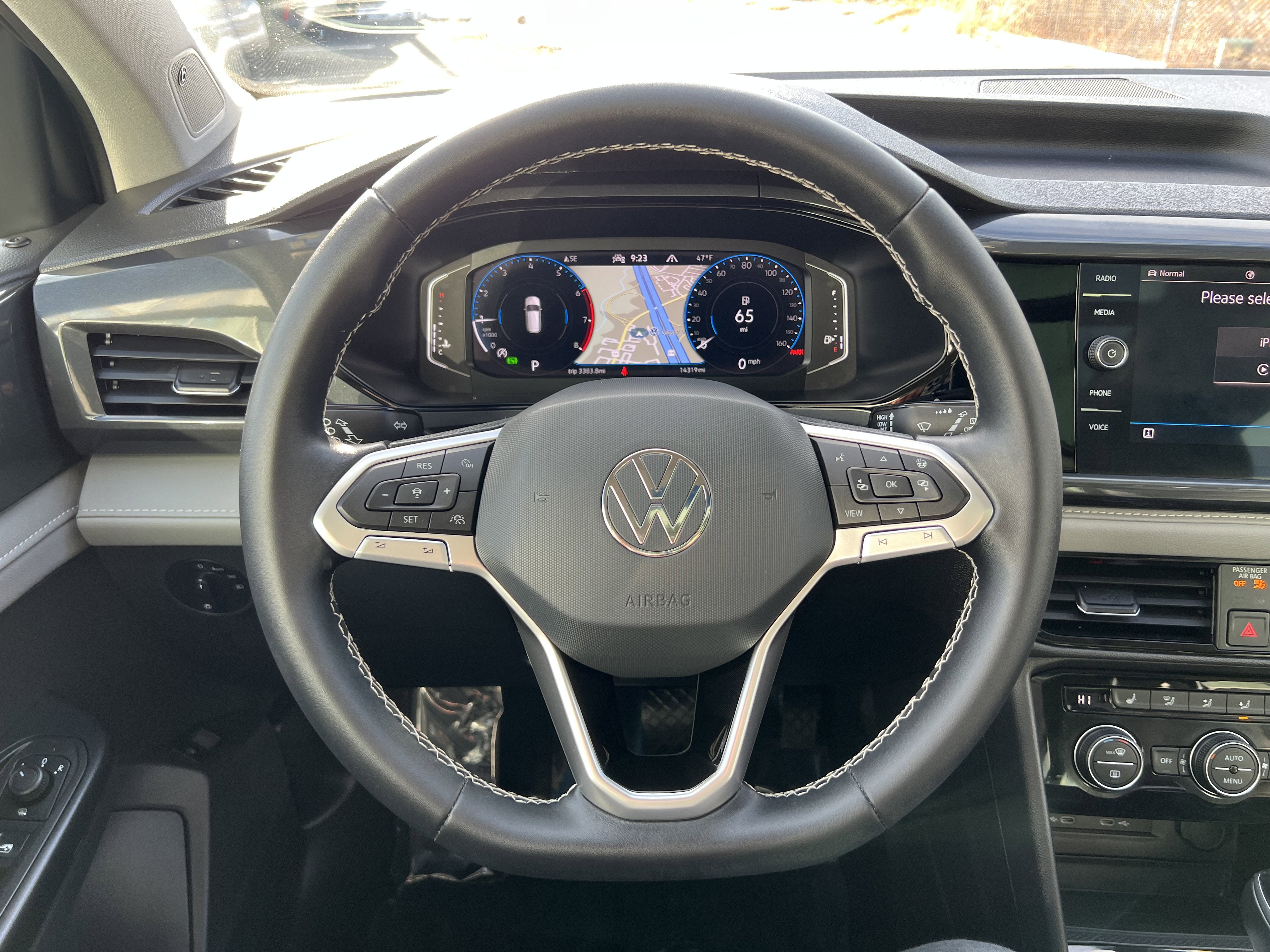 2023 Volkswagen Taos SEL