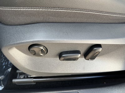 2023 Volkswagen Taos SEL