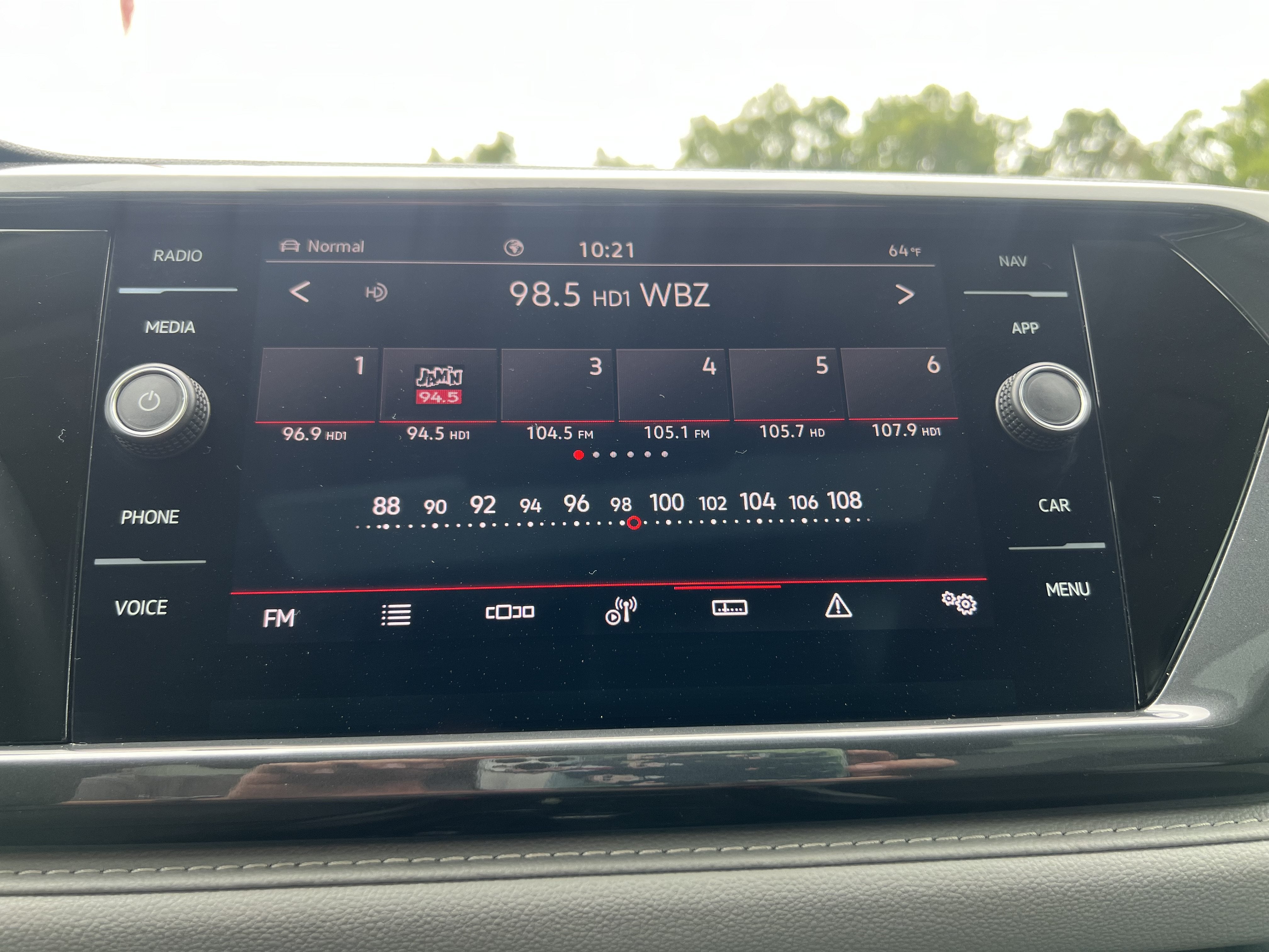 2023 Volkswagen Taos SEL