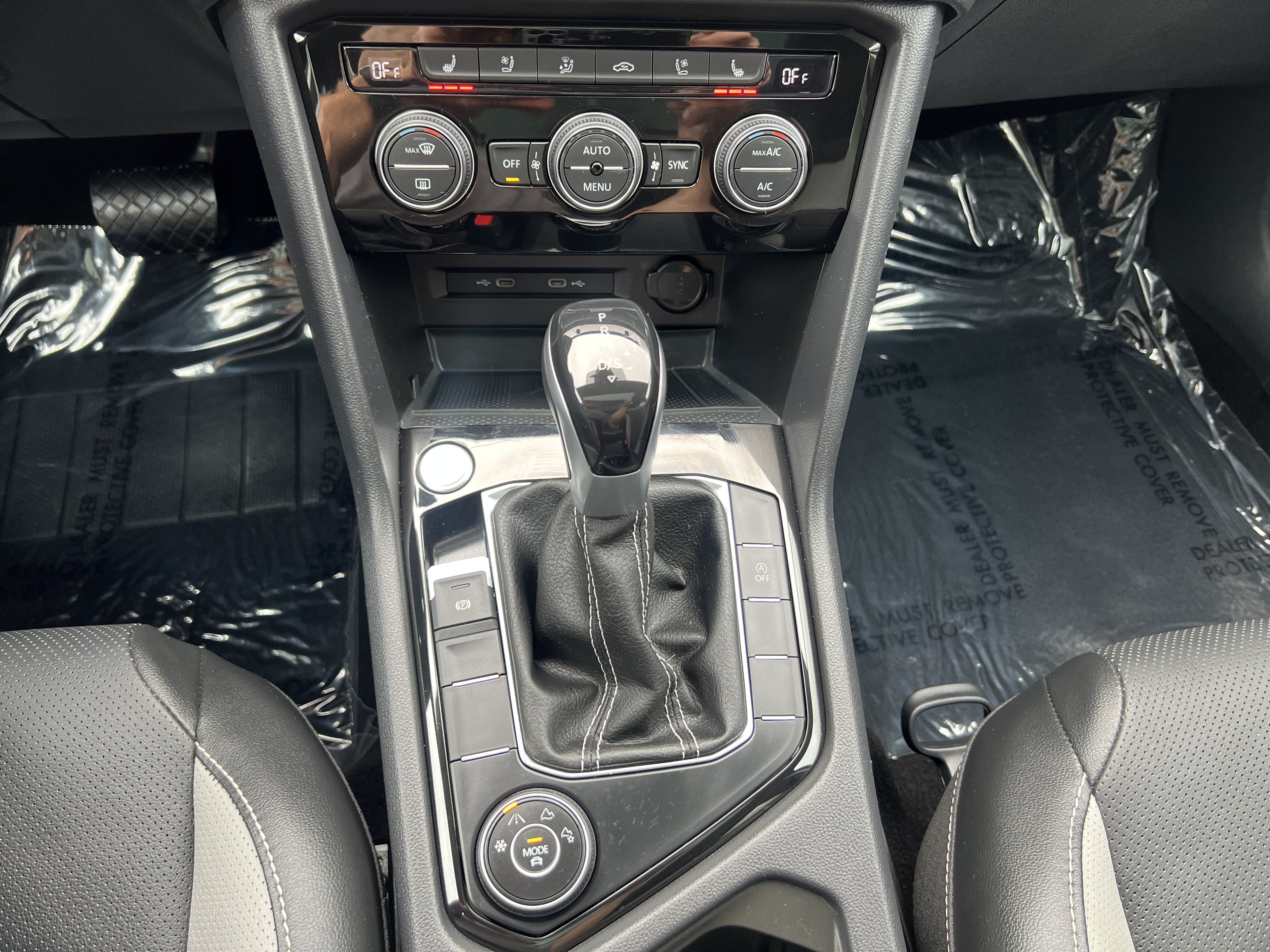2023 Volkswagen Taos SEL
