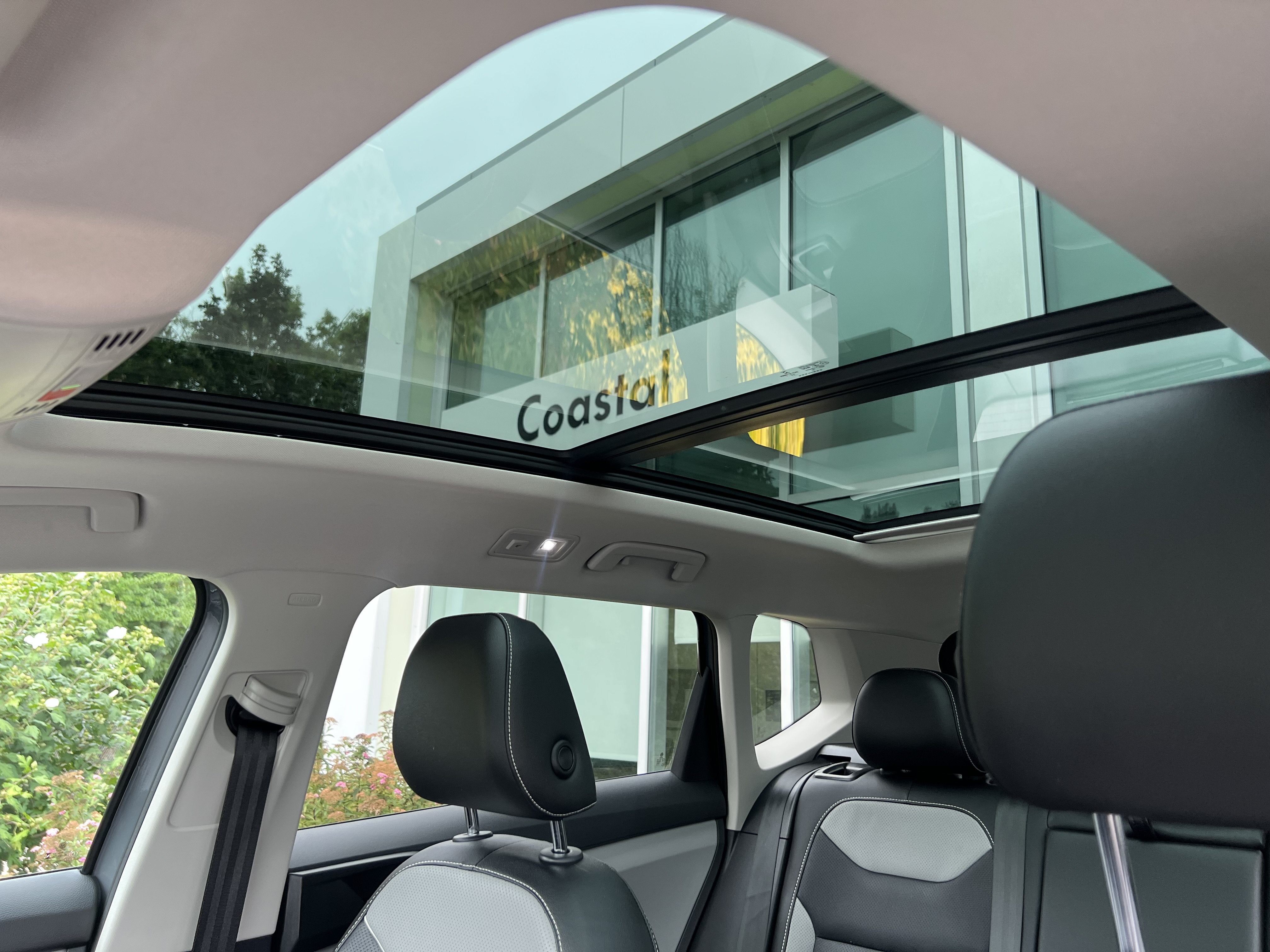 2023 Volkswagen Taos SEL