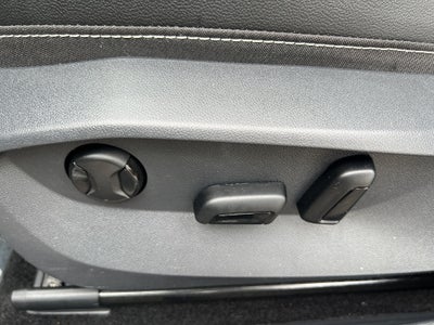 2023 Volkswagen Taos SEL