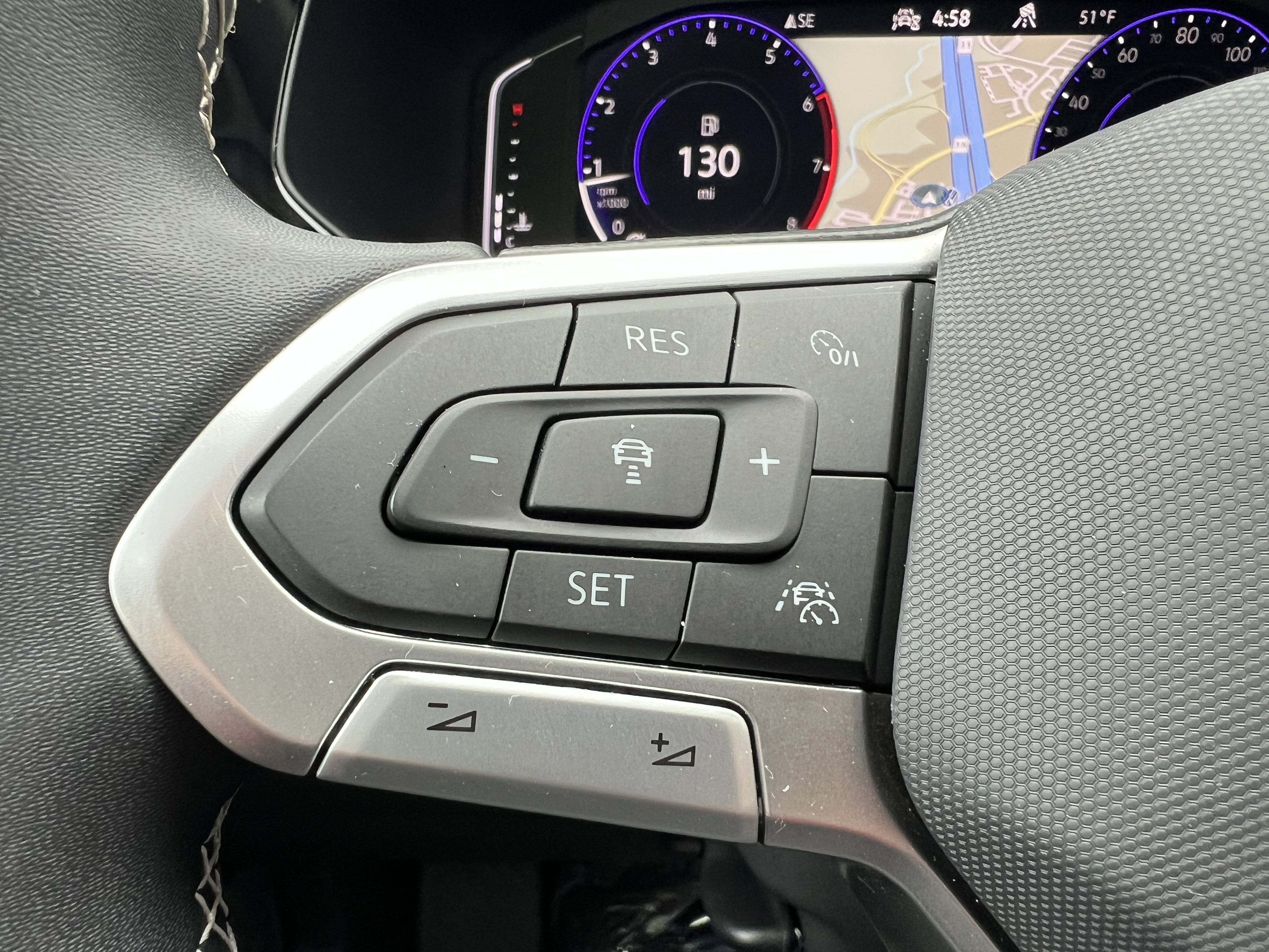 2023 Volkswagen Taos SEL