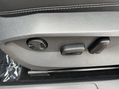 2023 Volkswagen Taos SEL