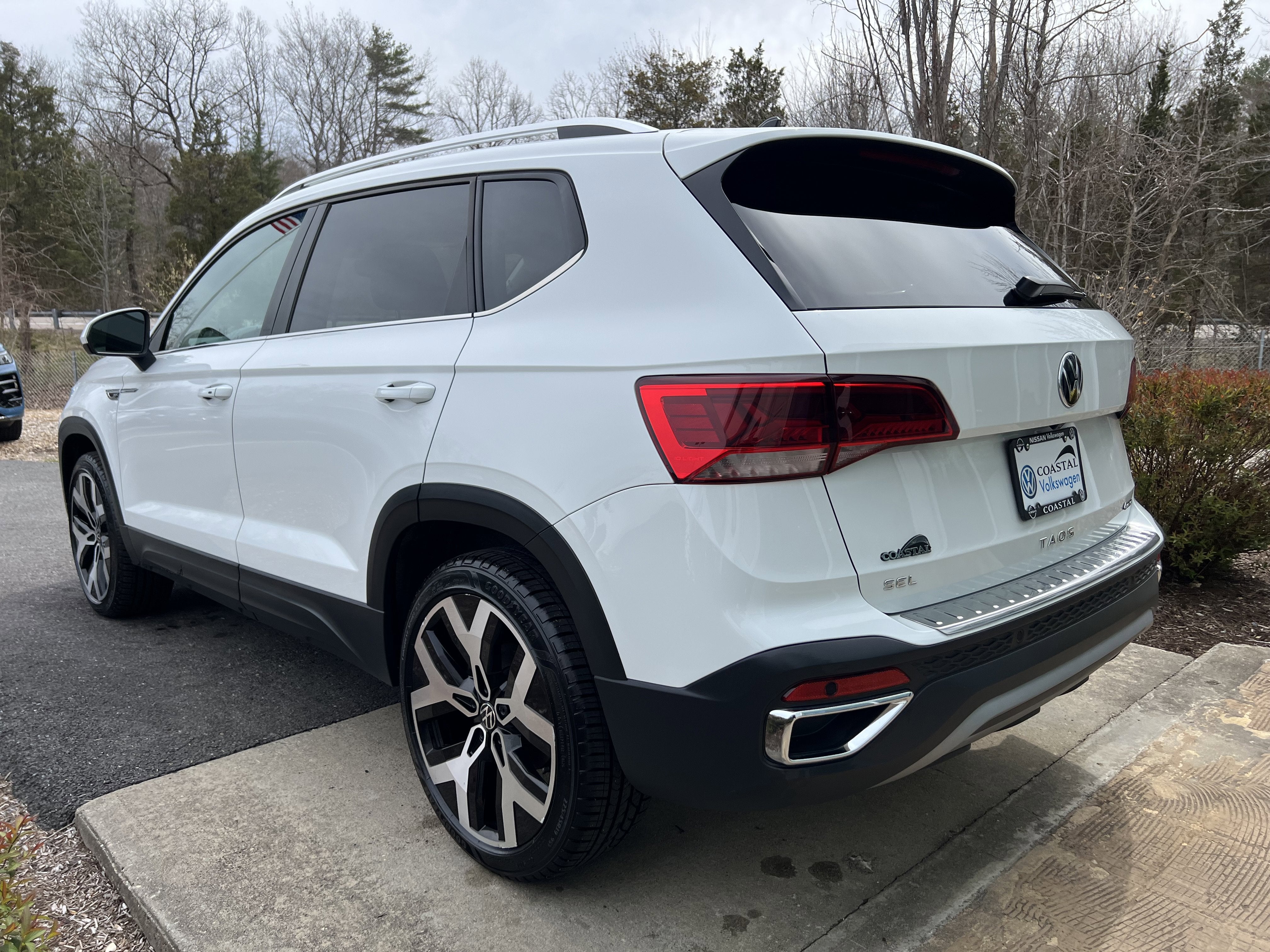 2023 Volkswagen Taos SEL