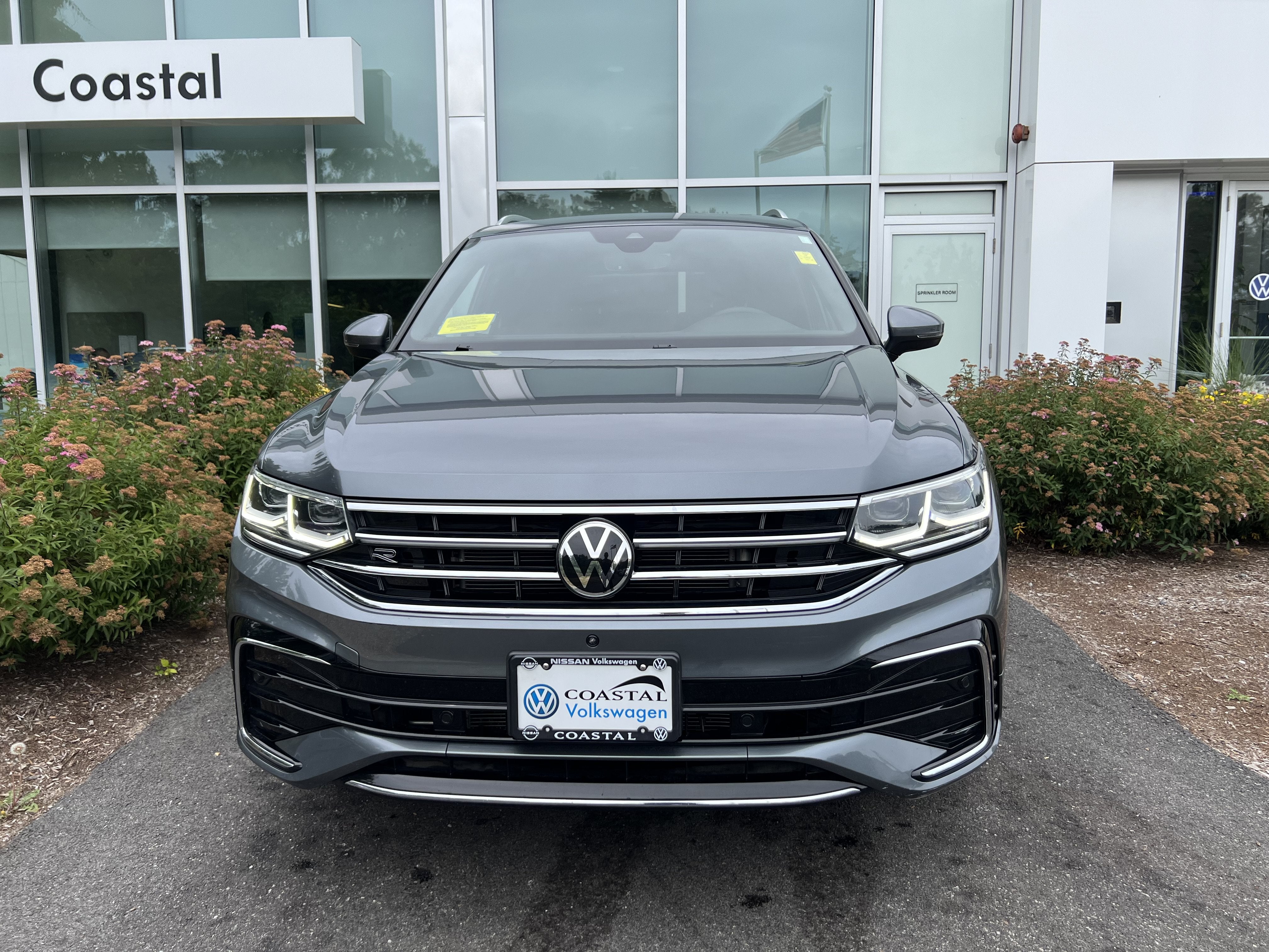 2023 Volkswagen Tiguan SEL R-Line