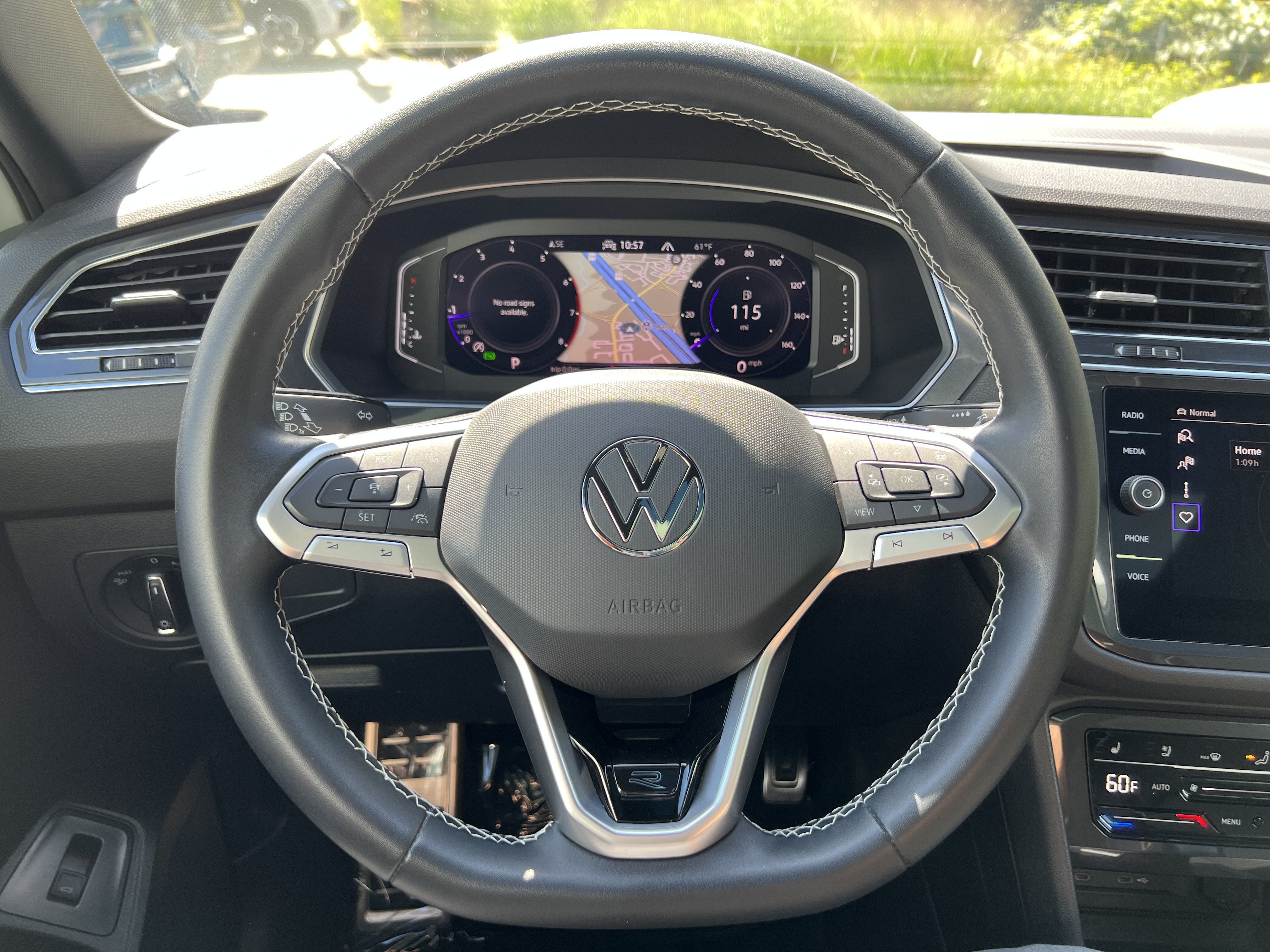 2023 Volkswagen Tiguan SEL R-Line