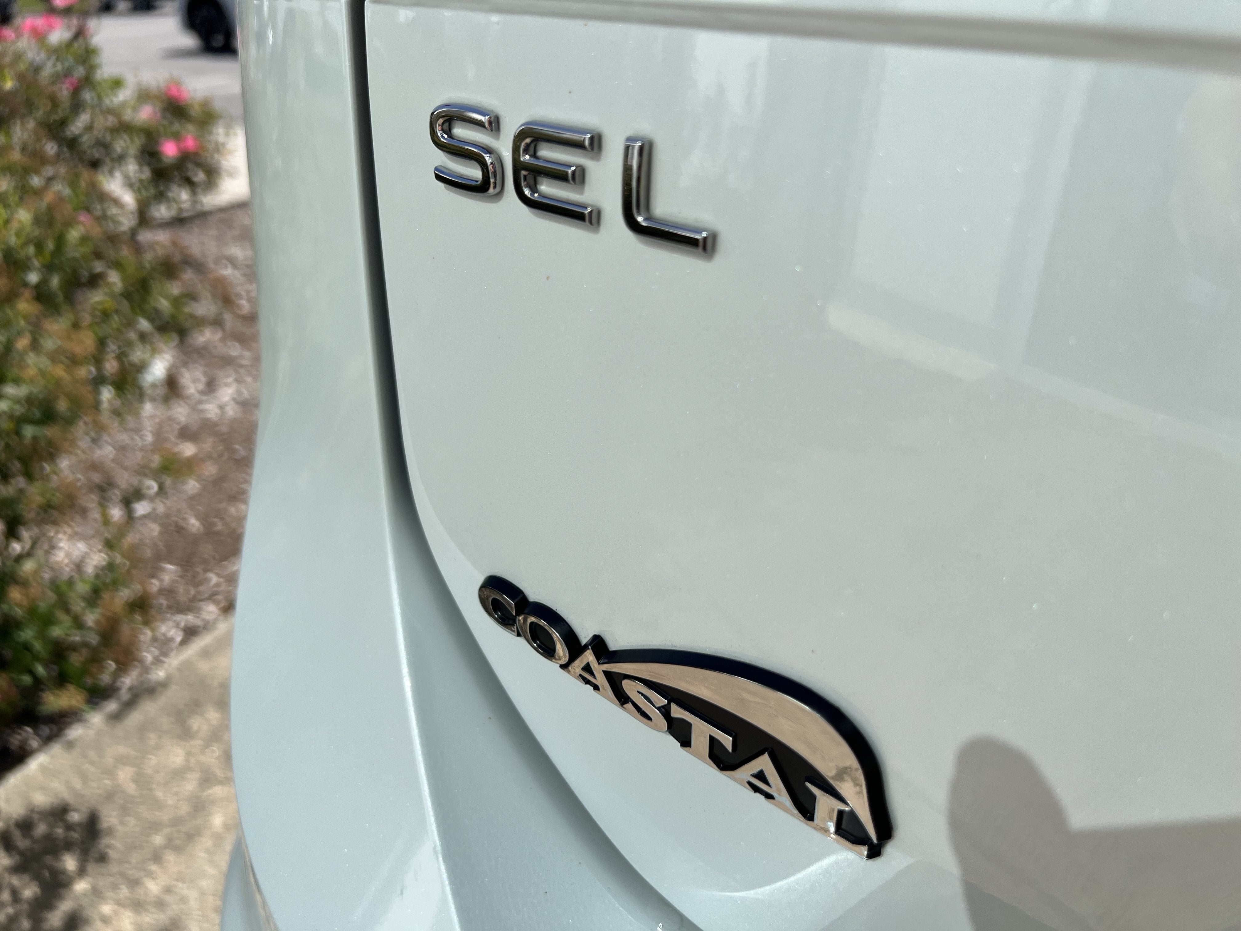 2023 Volkswagen Tiguan SEL R-Line