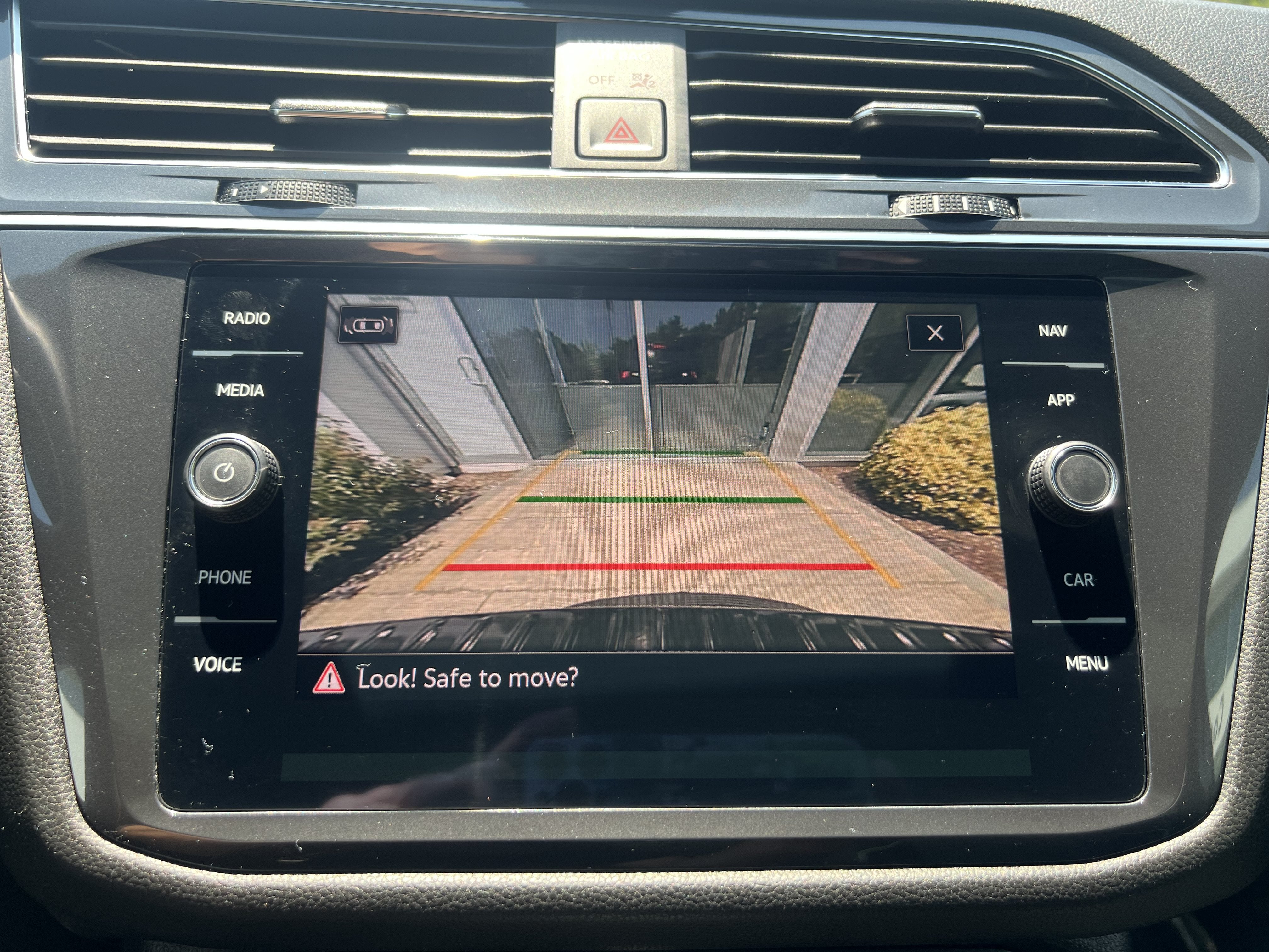 2023 Volkswagen Tiguan SEL R-Line