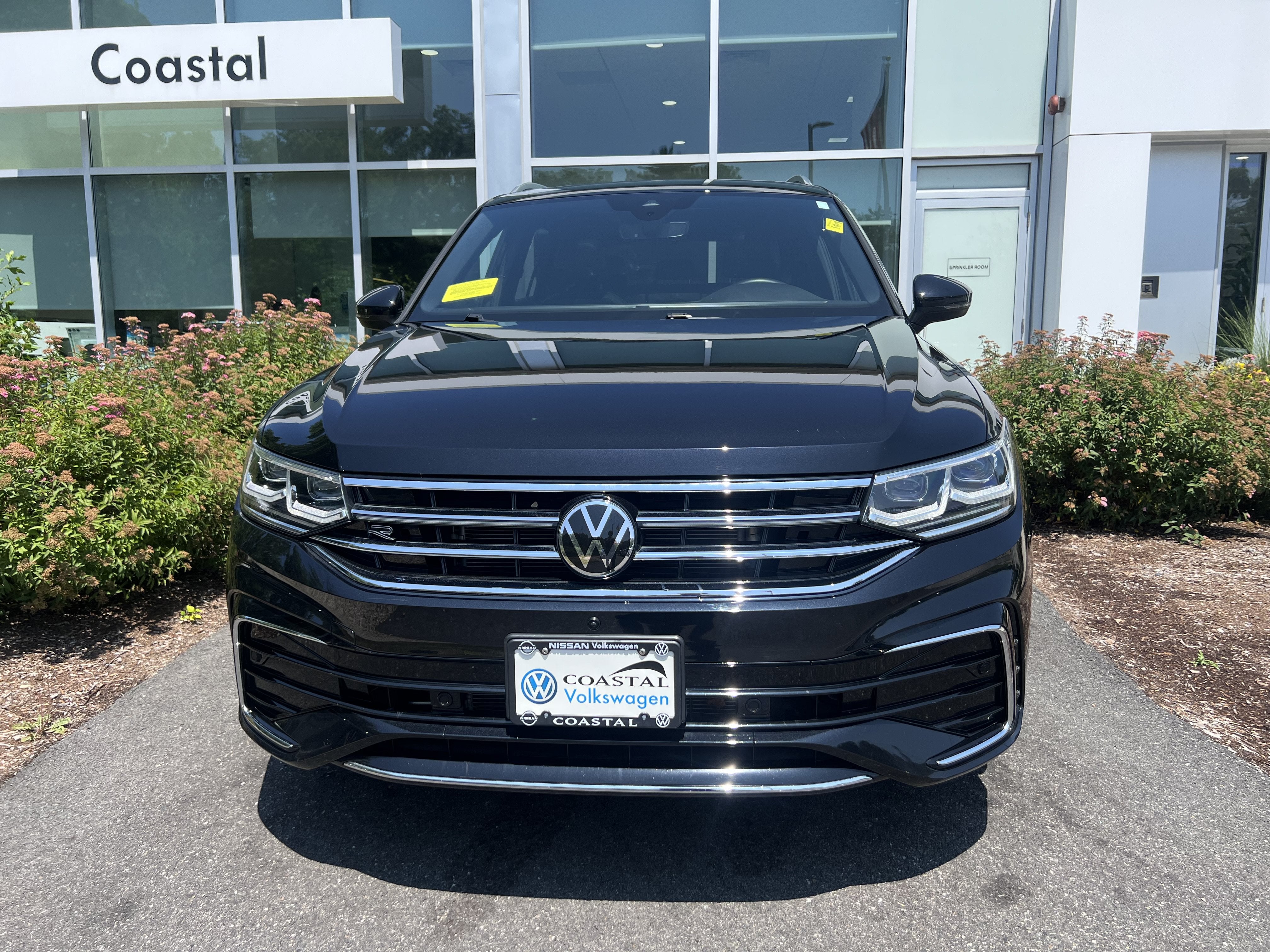 2023 Volkswagen Tiguan SEL R-Line