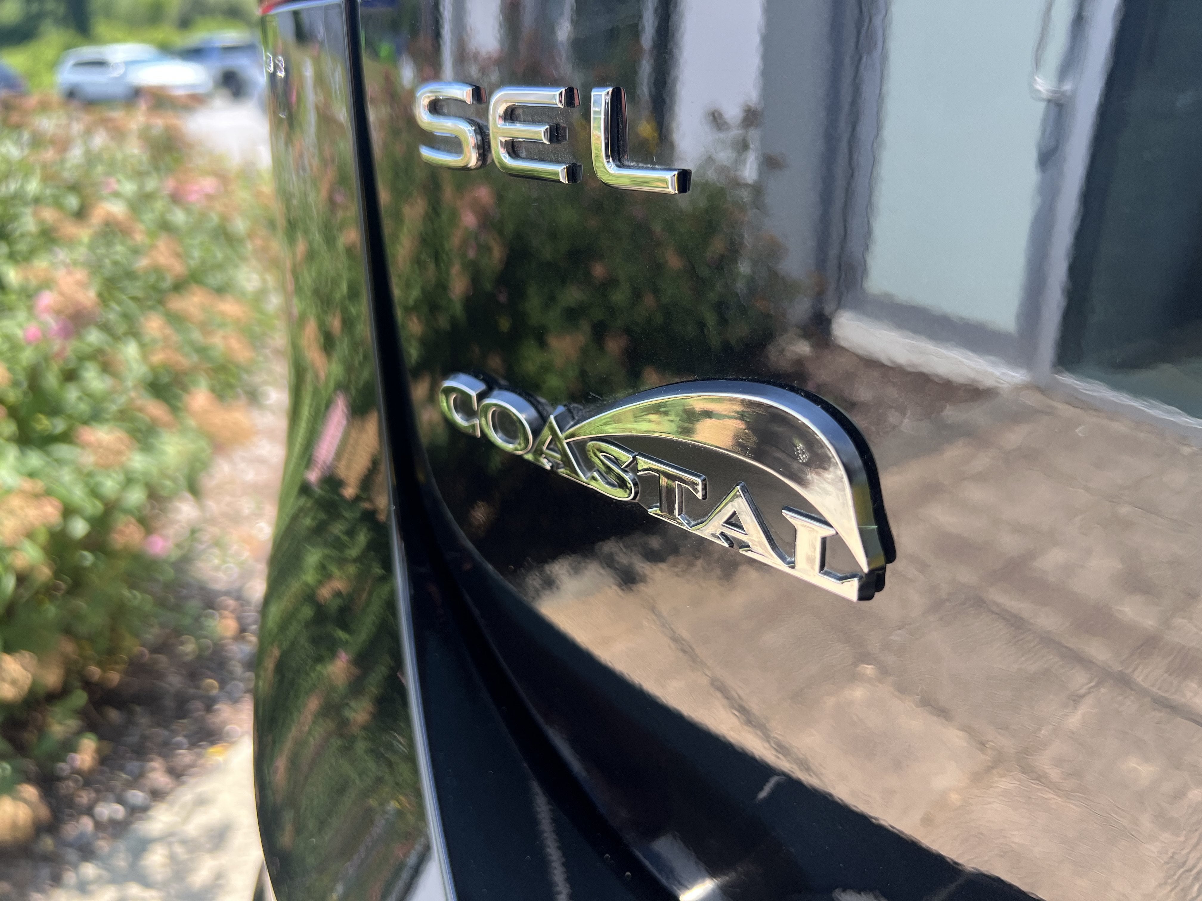 2023 Volkswagen Tiguan SEL R-Line